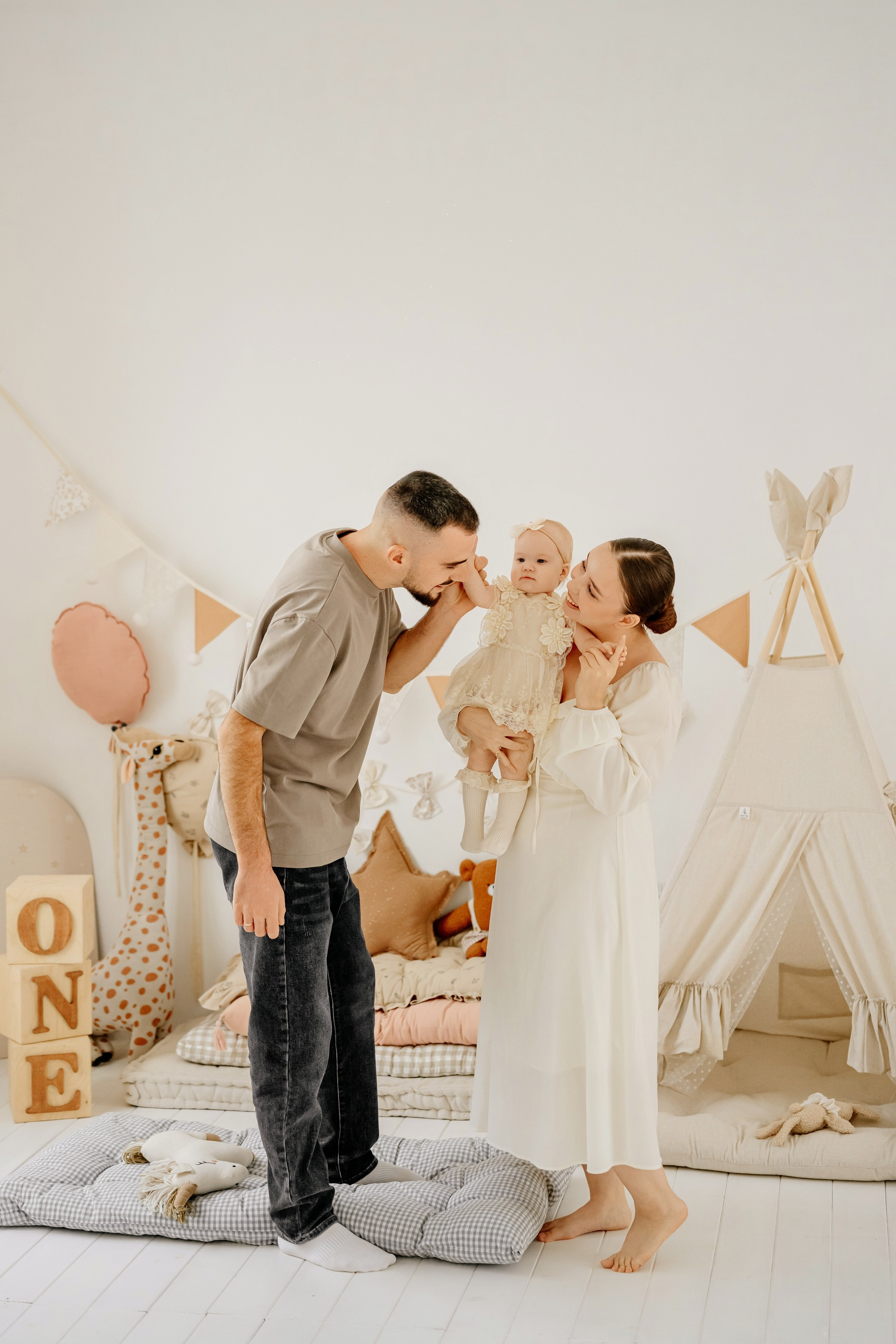 Фотосессия первый годик. Свадебный и семейный фотограф в Сочи Никита Пищов