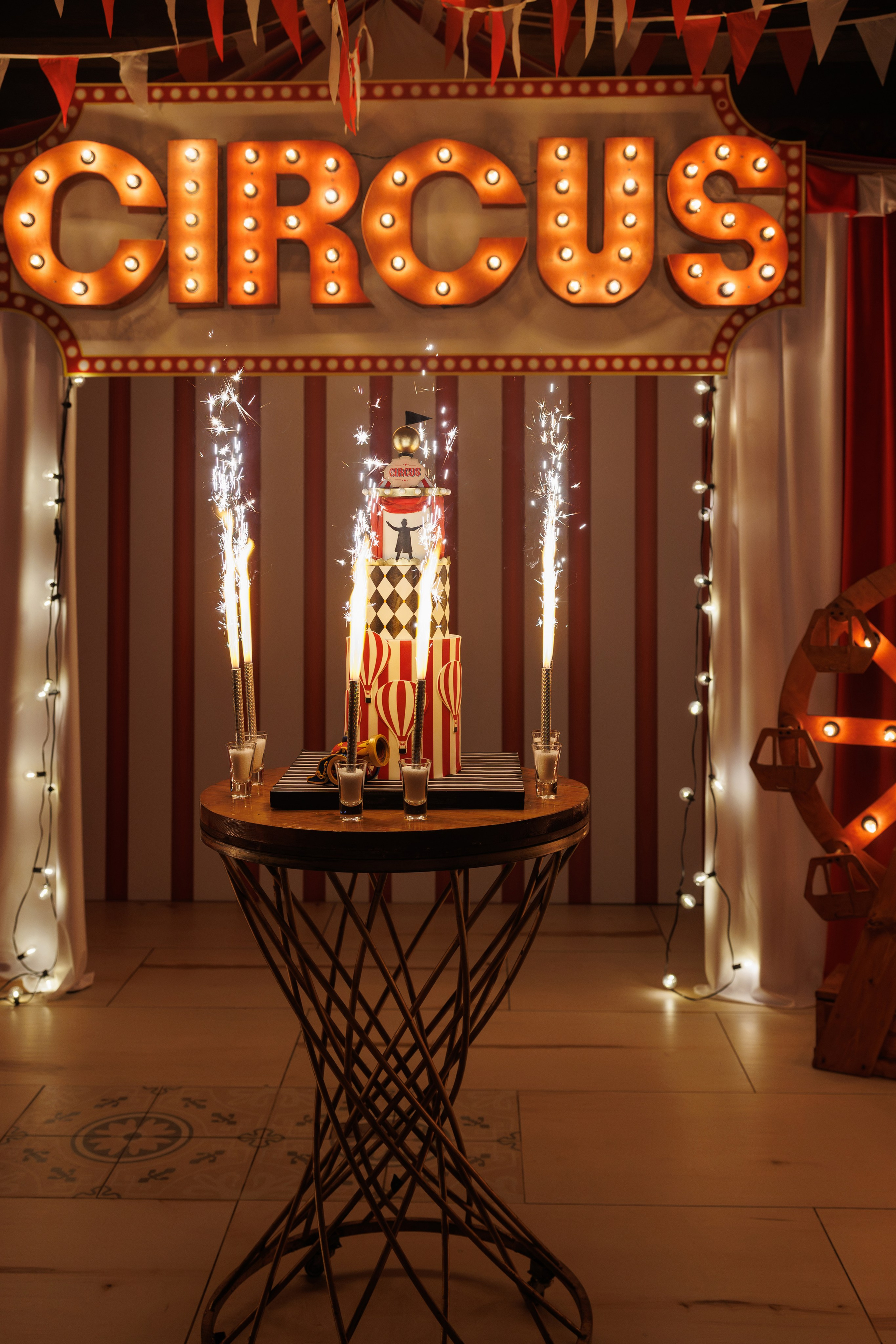 Корпоратив в стиле «Цирк». Репортажный фотограф Ольга Кочетова в Москве