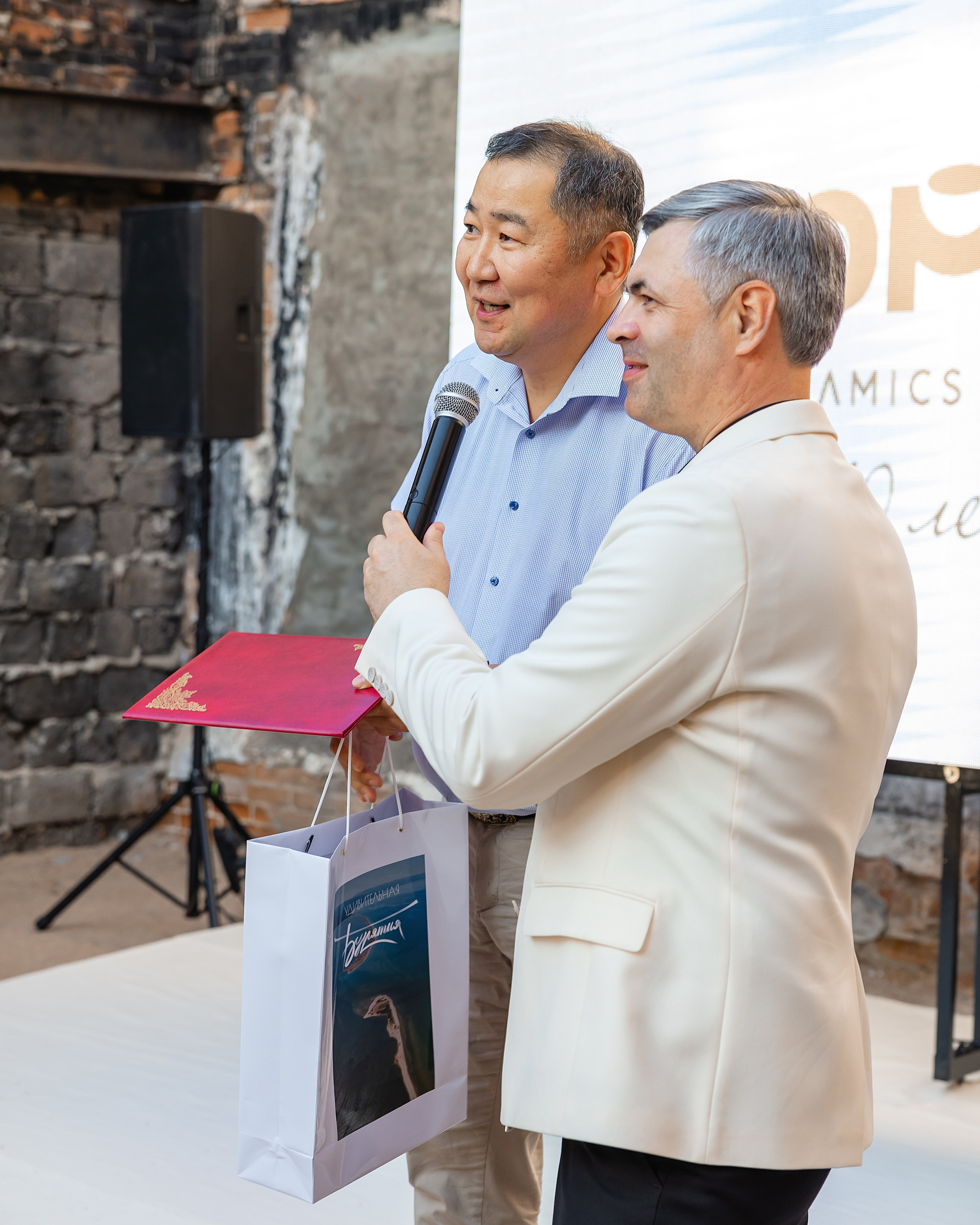 Юбилей компании «Домбо». Фотограф и видеограф в Улан-Удэ: Аюна Габагуева и Артём Шаханов