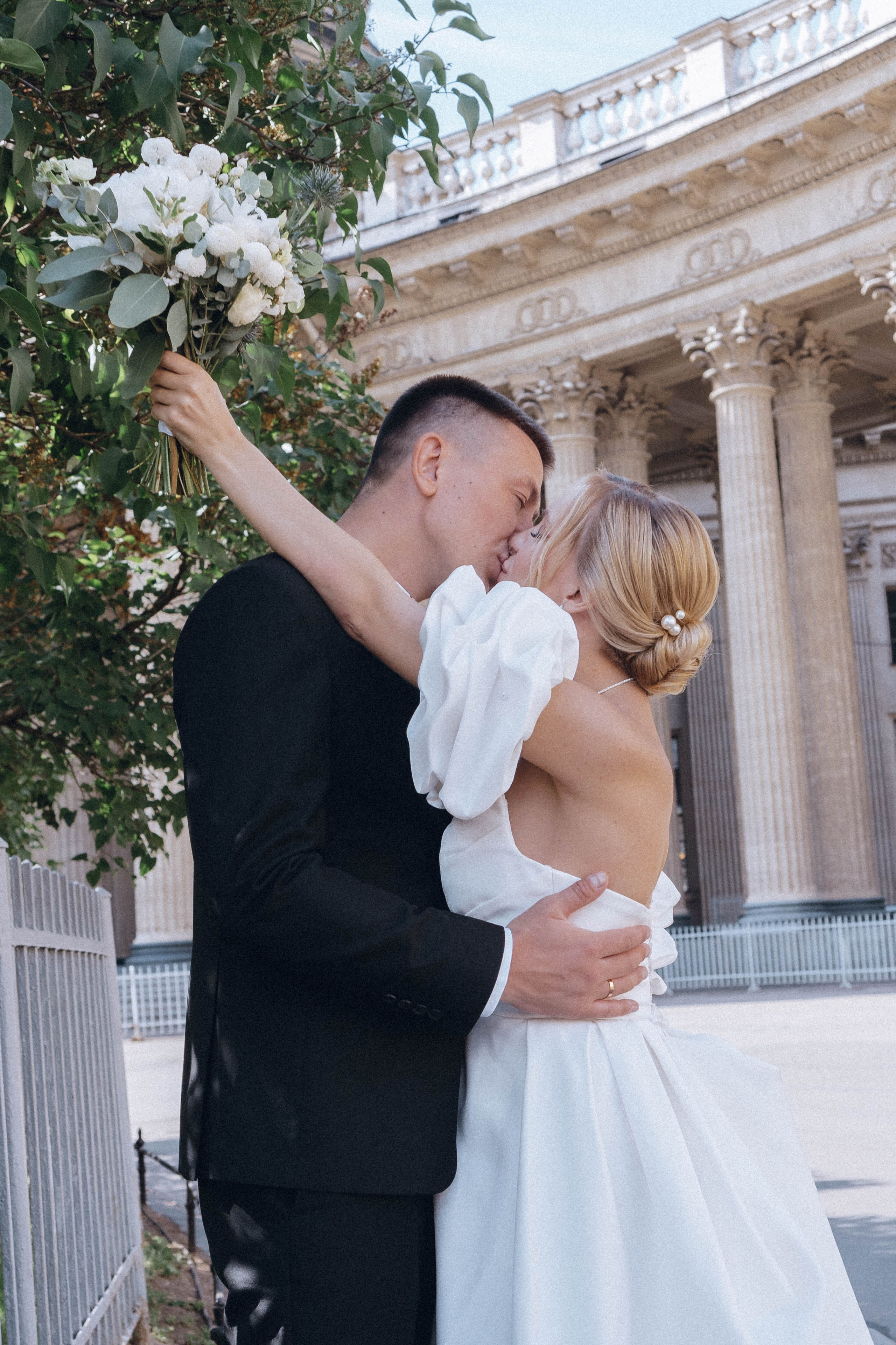 СВАДЕНБНАЯ СЬЕМКА НА КАТЕРЕ ПО КАНАЛАМ САНКТ-ПЕТЕРБУРГА И В АКВАТОРИИ НЕВЫ. Профессиональный фотограф, Санкт-Петербург — Виктория Богомолова