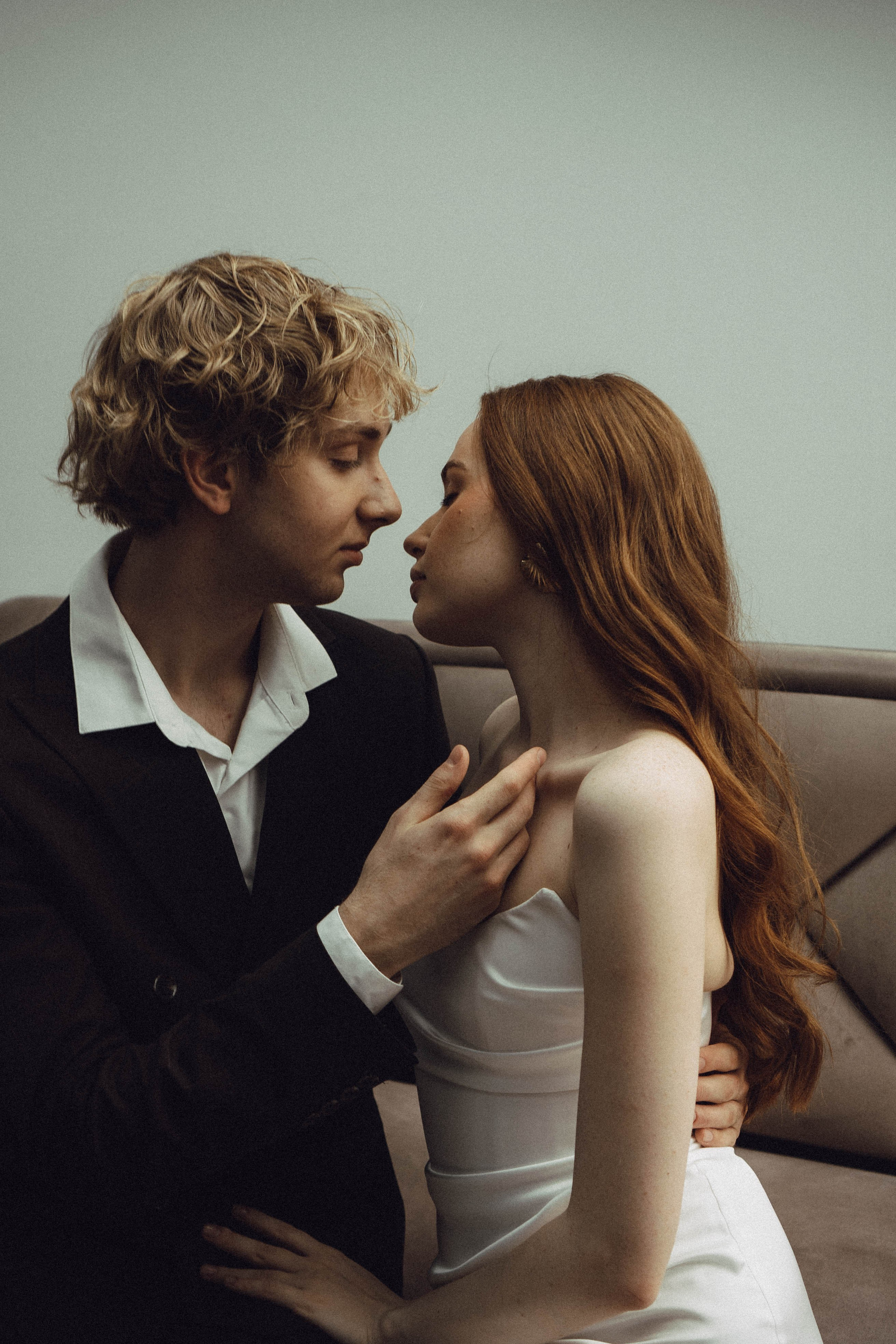 СВАДЕБНАЯ СЬЕМКА В ОТЕЛЕ. СБОРЫ ЖЕНИХА И НЕВЕСТЫ И ТАКЖЕ ТОР И ПОДГОТОВКА К ПРОГУЛКЕ. Профессиональный фотограф, Санкт-Петербург — Виктория Богомолова