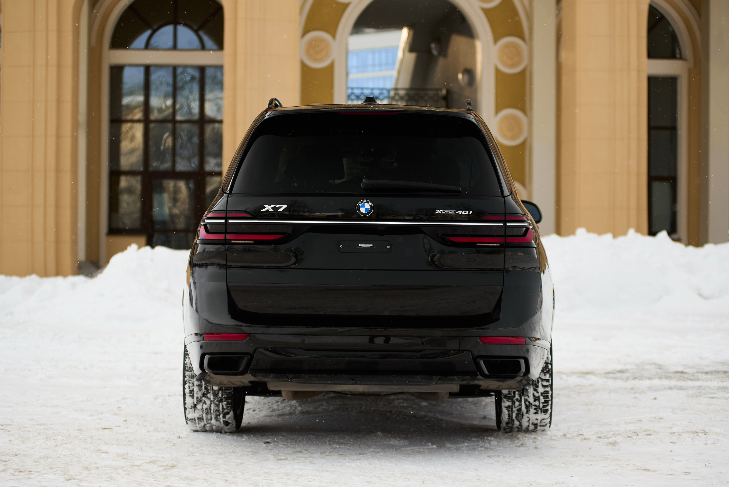 BMW X7. Автомобильный и интерьерный фотограф в Минске Александр Тагаев