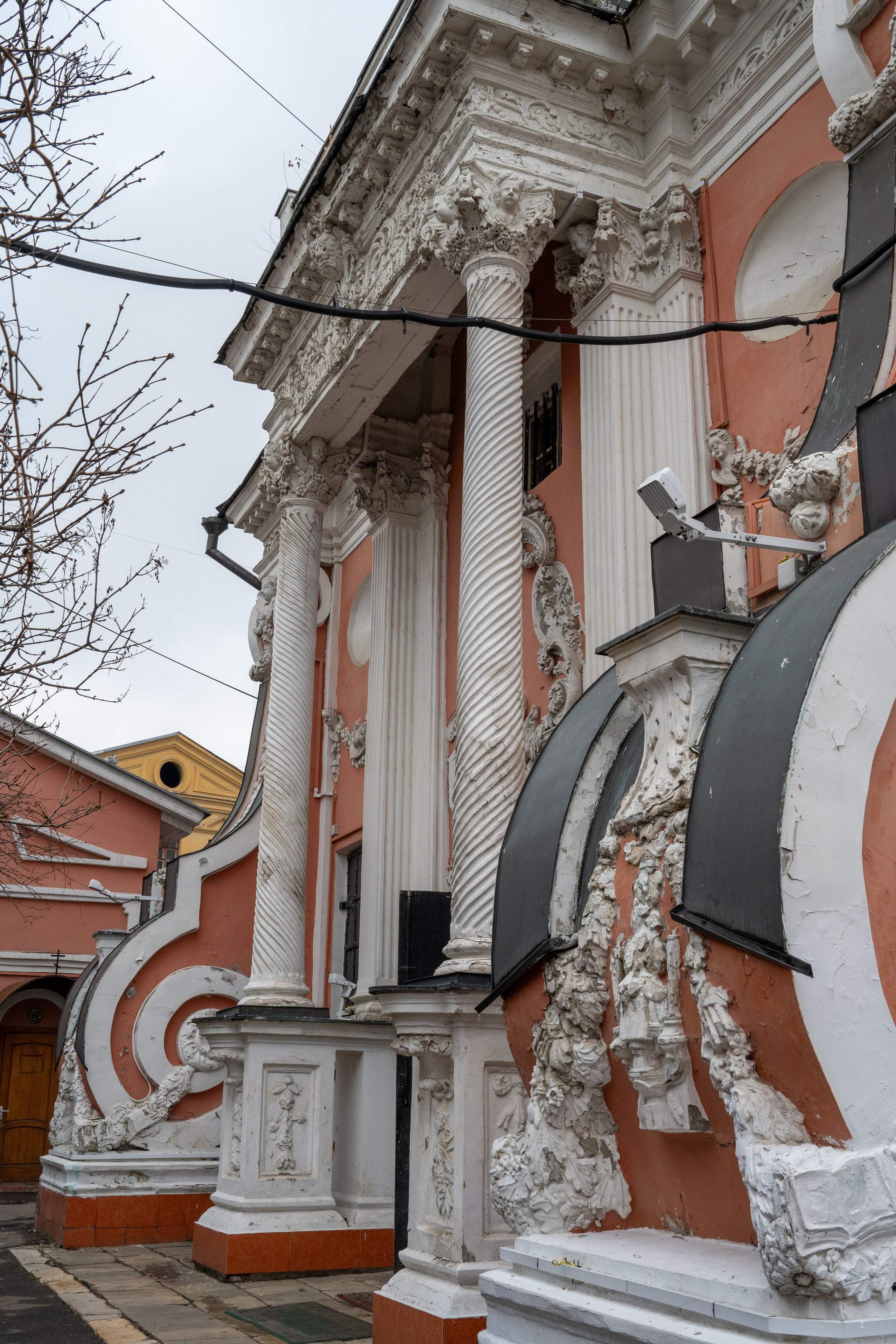 Череда эпох. Мясницкая и окрестности. П&П — Полезное с Приятным. Фотоэкскурсии — Москва на память. Экскурсовод и фотограф в Москве. Увези столицу в своём альбоме!