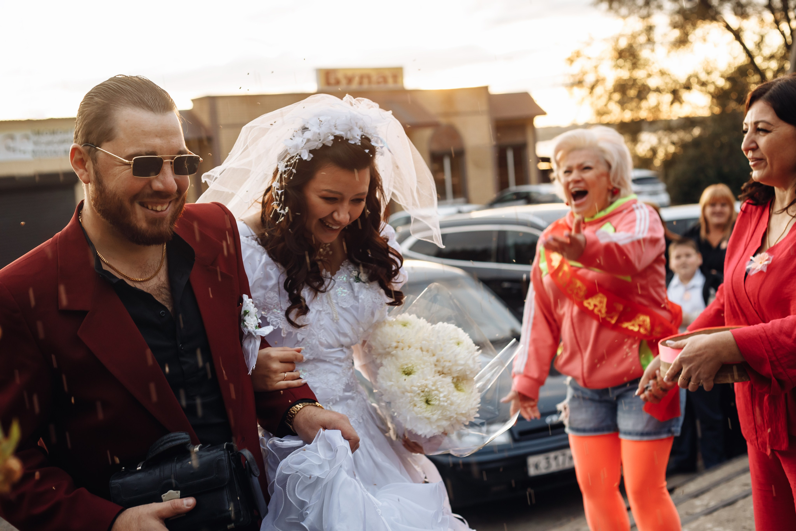 Свадебная фотосессия в стиле 90-х. Свадебный и семейный фотограф в Краснодарском крае Мария Данилкина