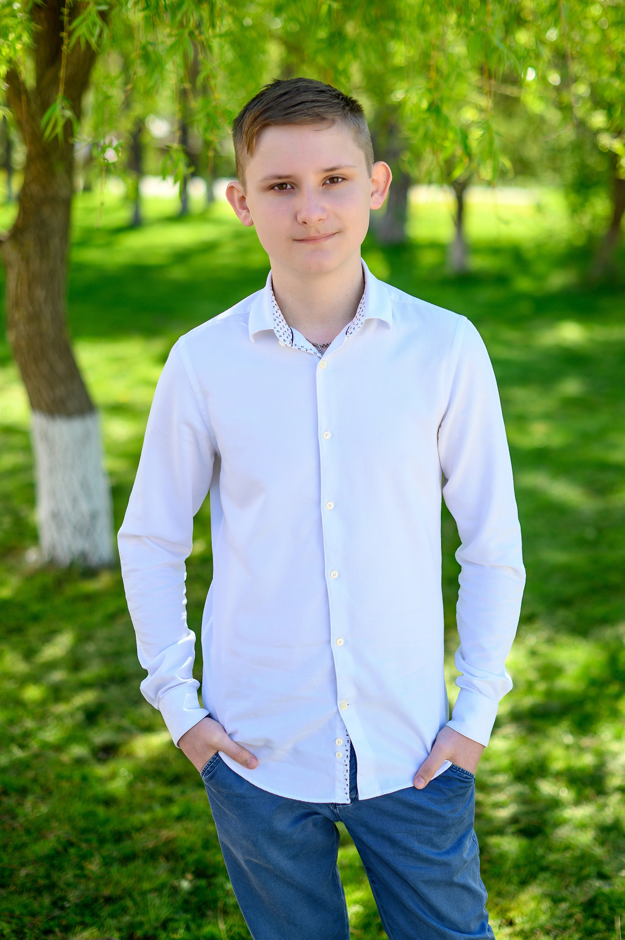 Фотосессия в школьном дворе ст. Саратовская школа 6 9 класс. Вячеслав Скрипник Фотограф Краснодар