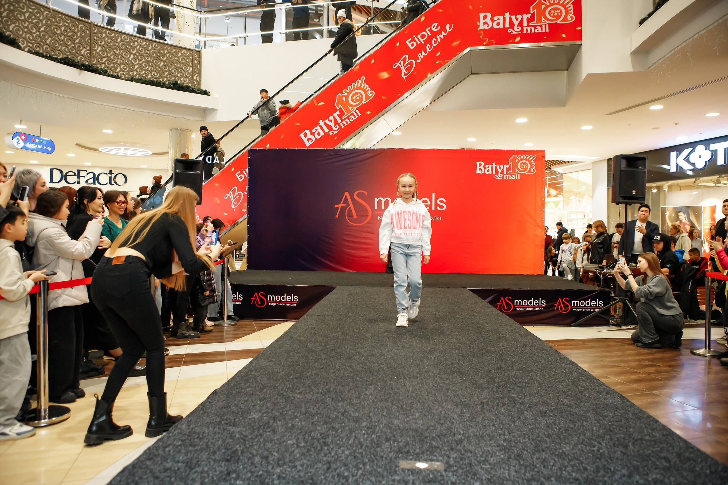 Fashion Show модельной школы AS Models. Кипятком Павлодар