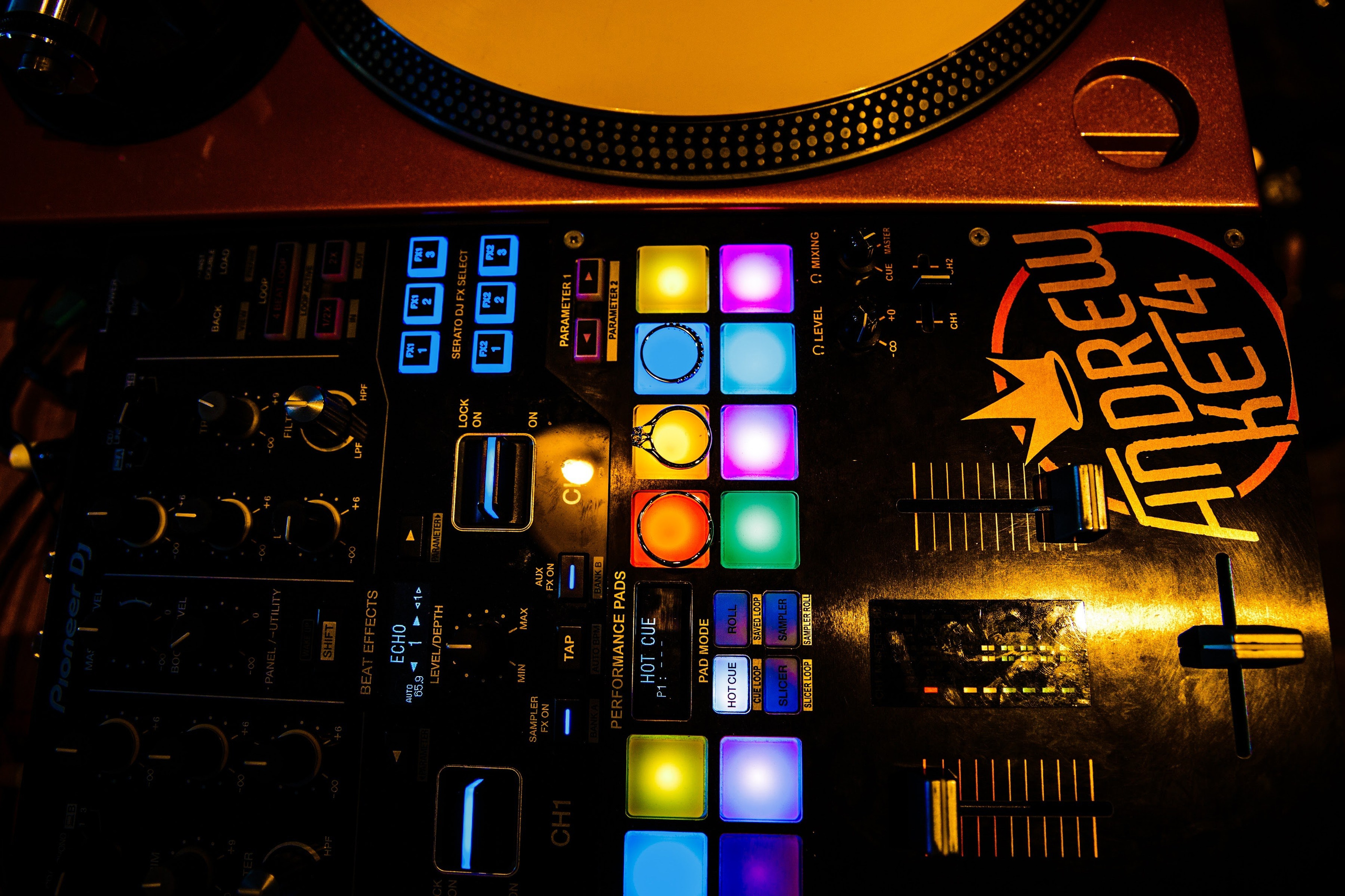 Свадьба диджея. Свадебные фотосессии в Москве. Фотограф Сергей Ржевский