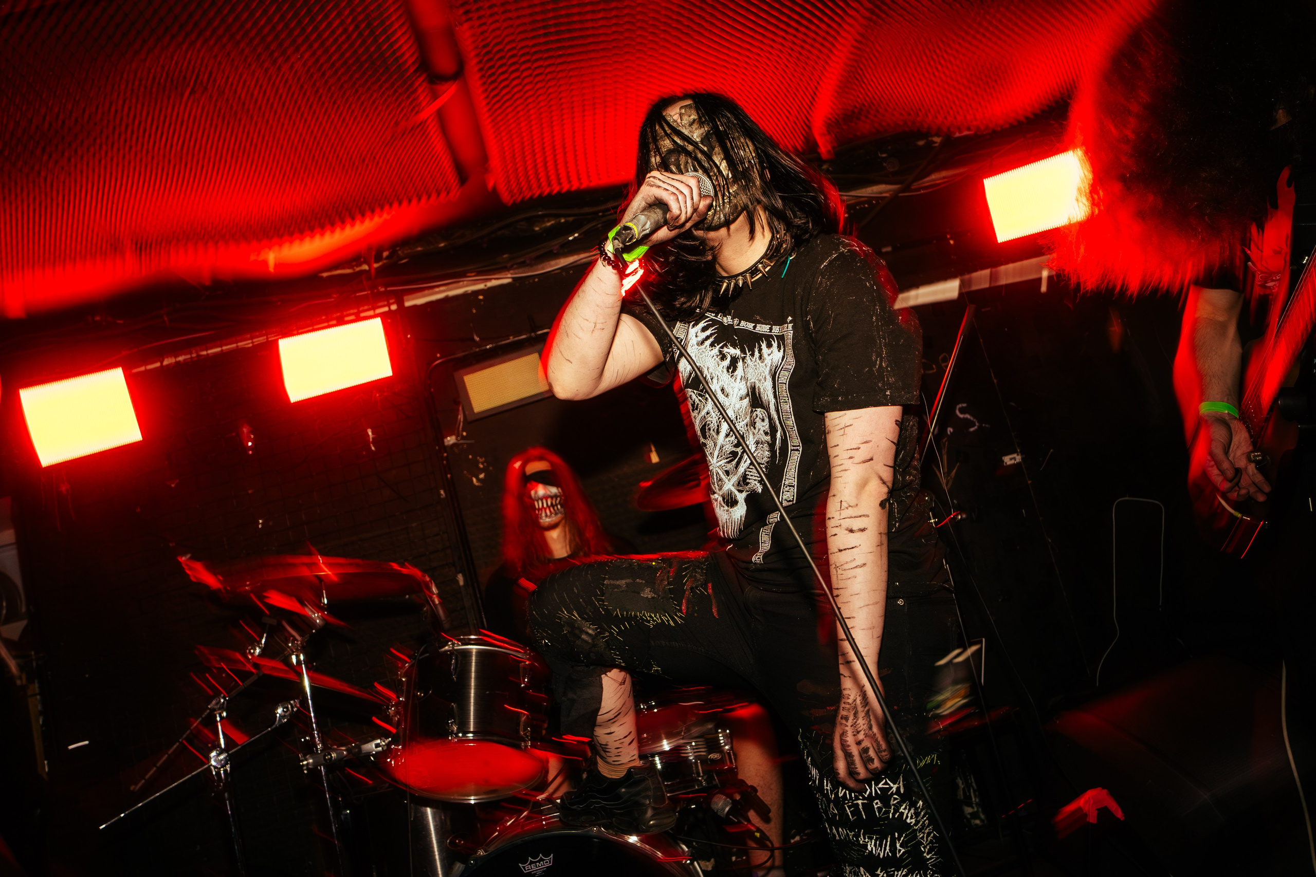 Impure & Edvard Elsky & NuBlud 18.04.2026. Репортажный фотограф в Москве Legiodot