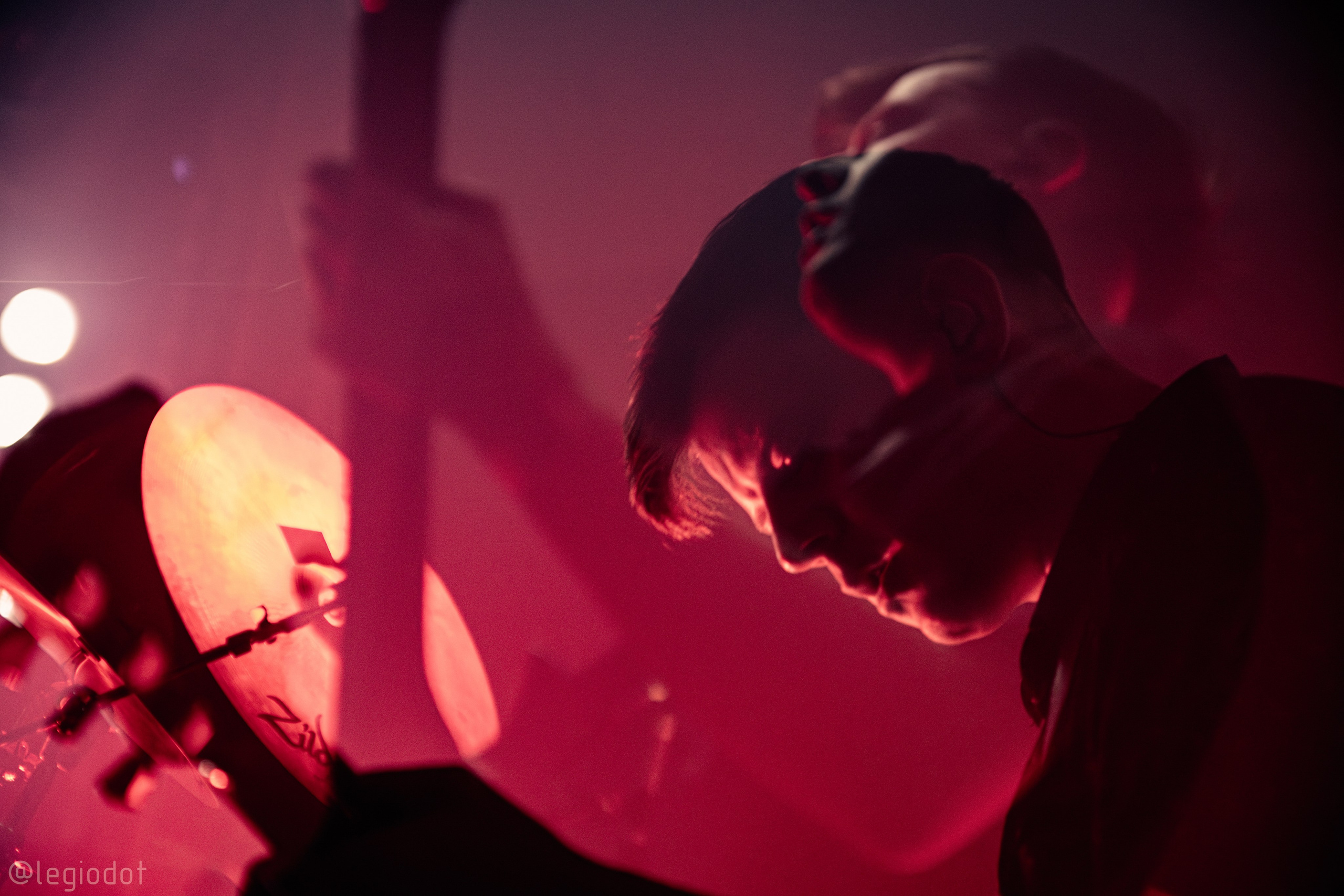 Show Me a Dinosaur & Naska 13.03.2025. Репортажный фотограф в Москве Legiodot