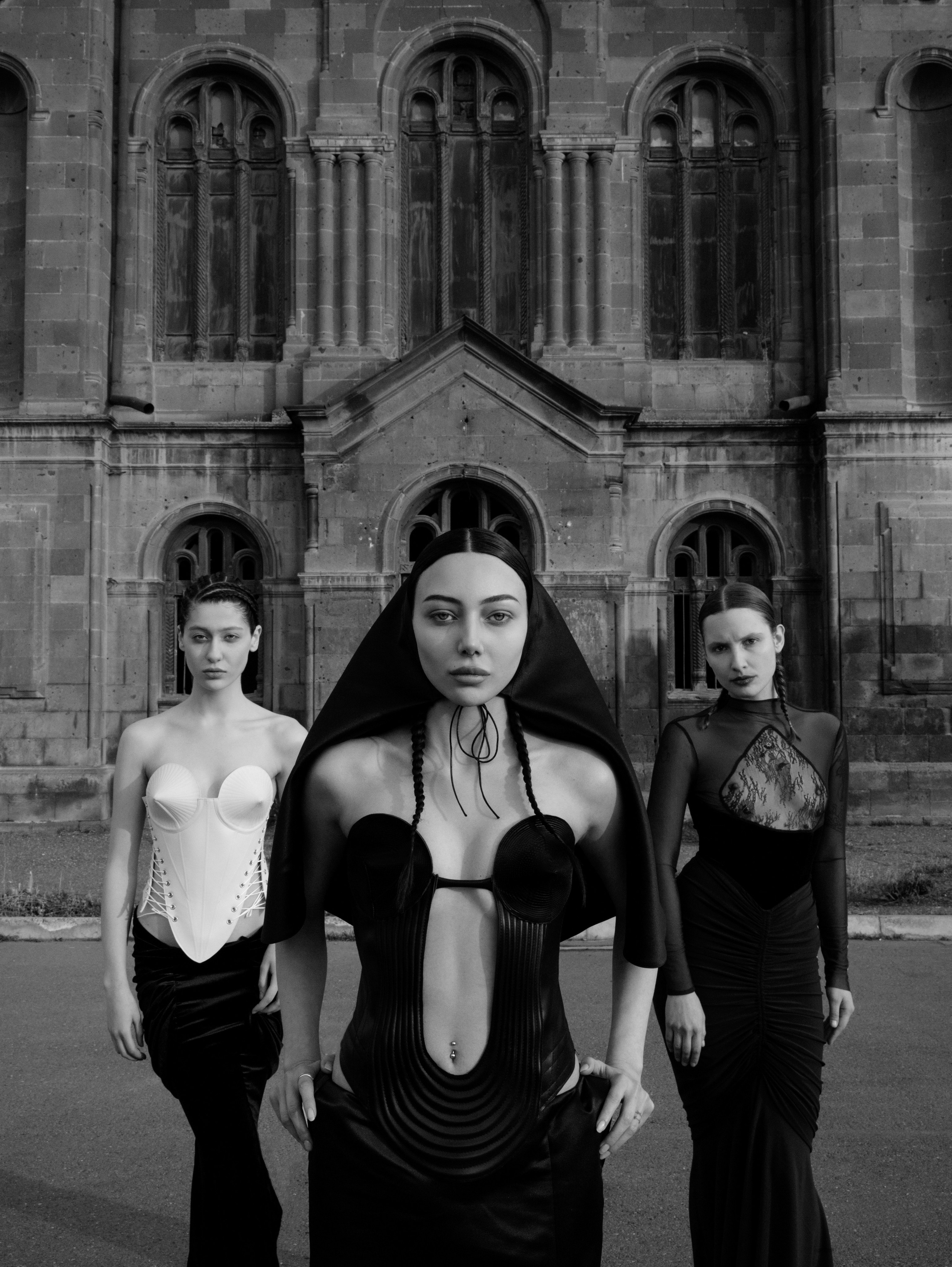 Фотограф Аревик Алоян