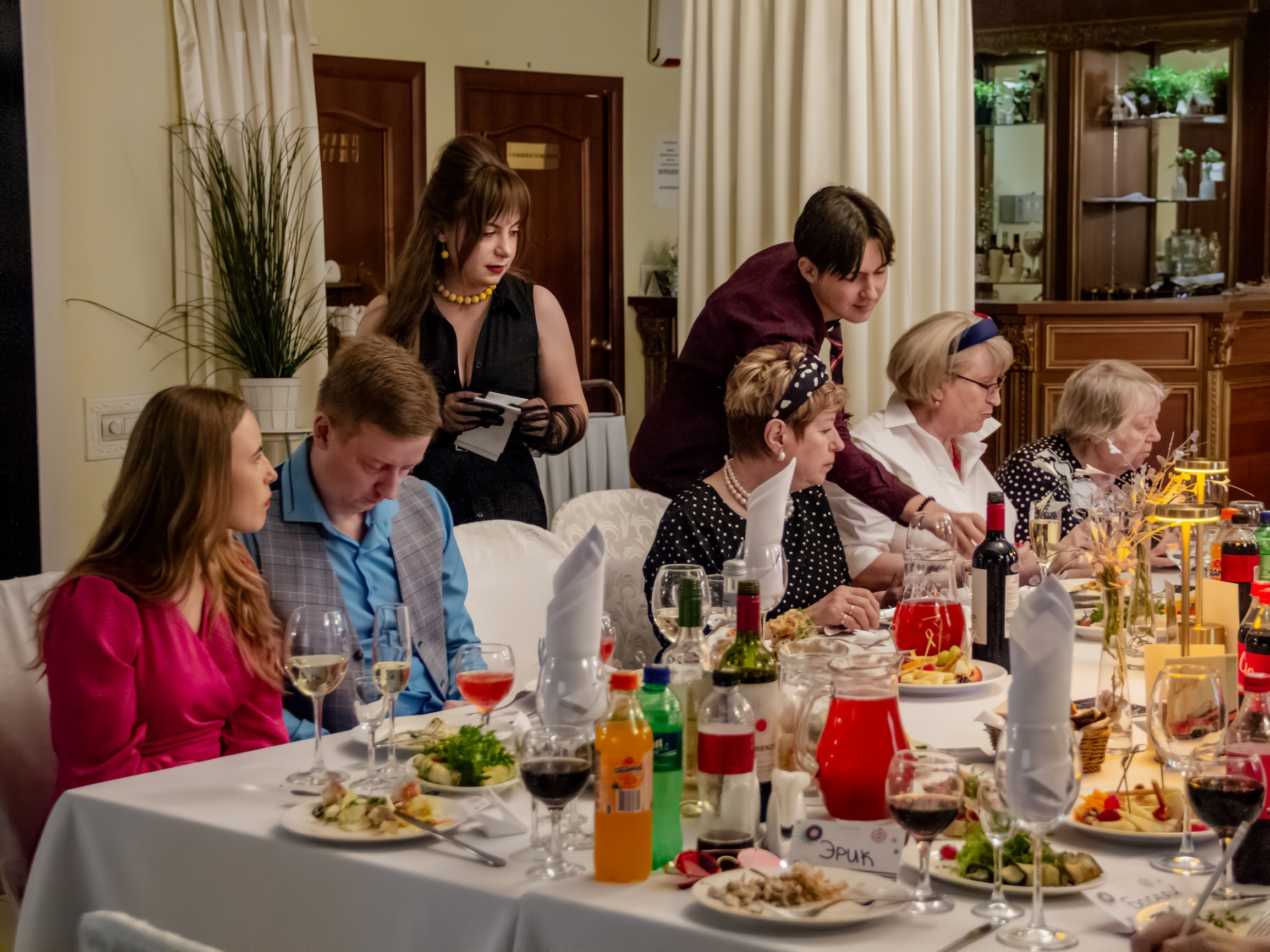 Report: в ресторане. Фотограф в Перми Любовь Огородова | Авторские туры