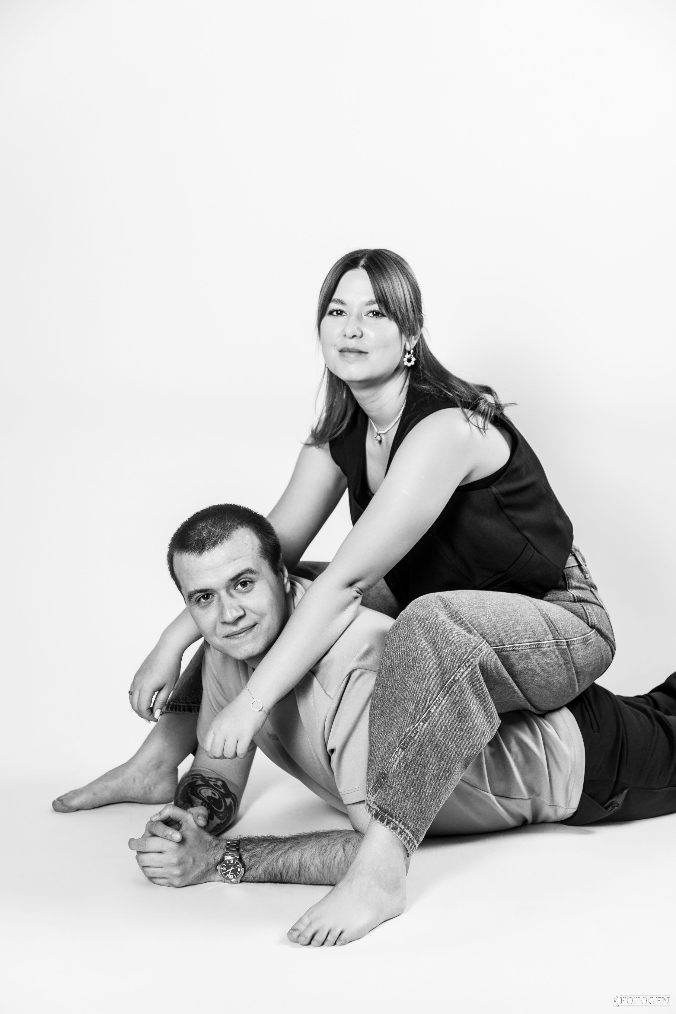 Годовщина в кадре: Сохраните воспоминания о вашей любви. Интерьерная фотостудия FOTOGEN г. Краснодар