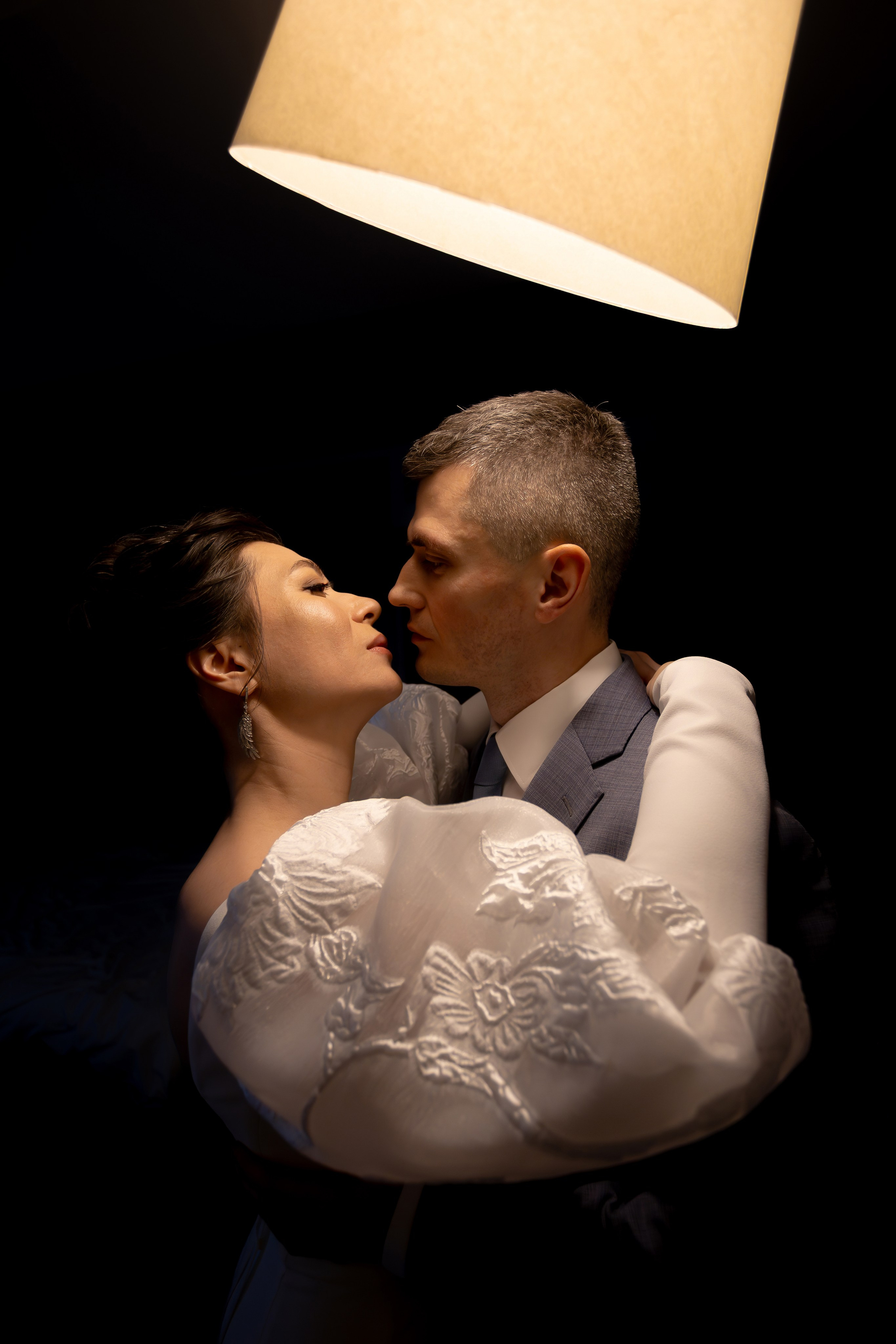 Свадебная фотосессия в библиотеке читальне им Пушкина. Свадебный фотограф Москва и МО Сергей Киржаев