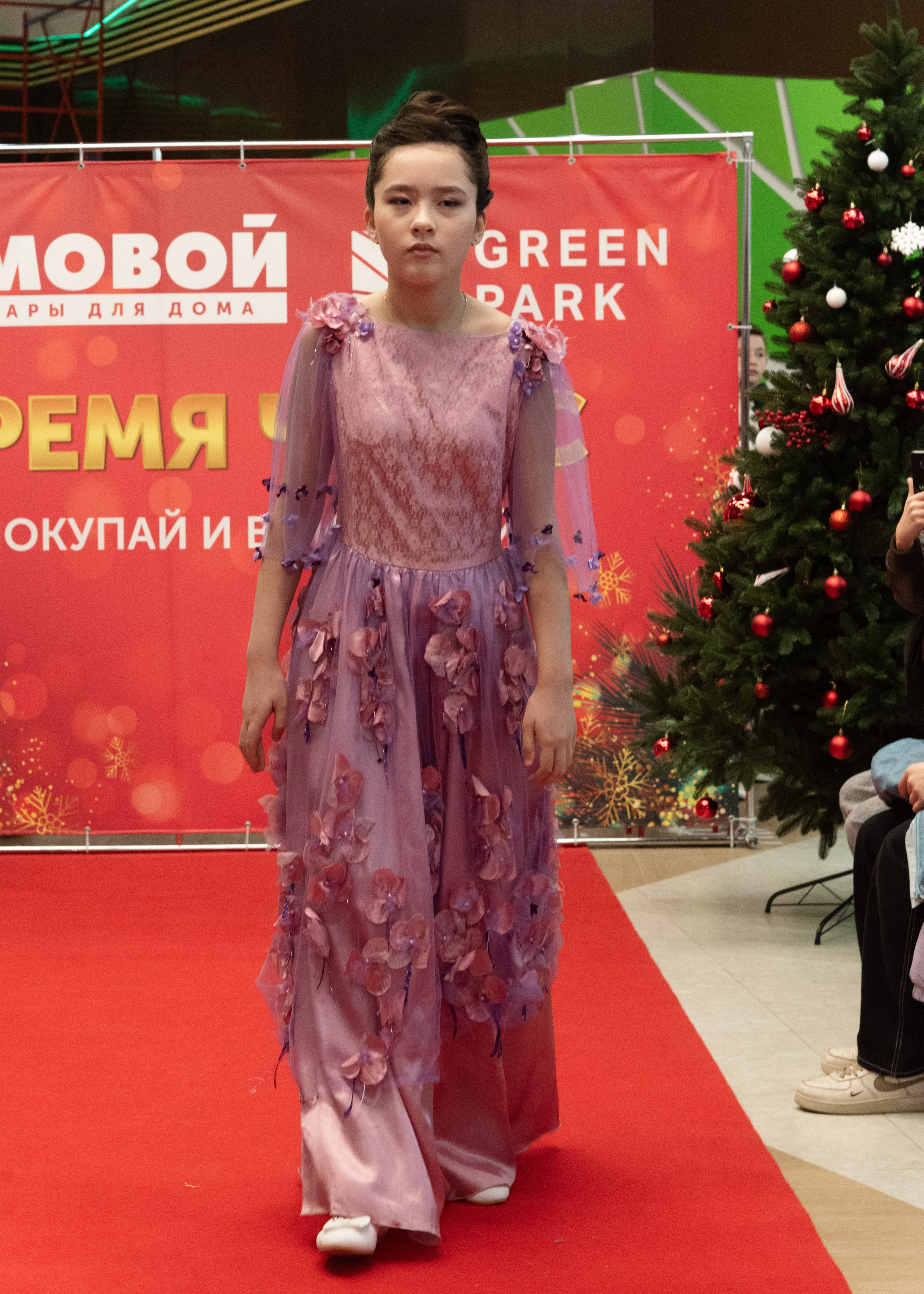 Показ Мод БФ «Исток Жизни». Дети с «Безграничными Возможностями». Портретный Семейный Fine-Art фотограф в Санкт-Петербурге Криулина