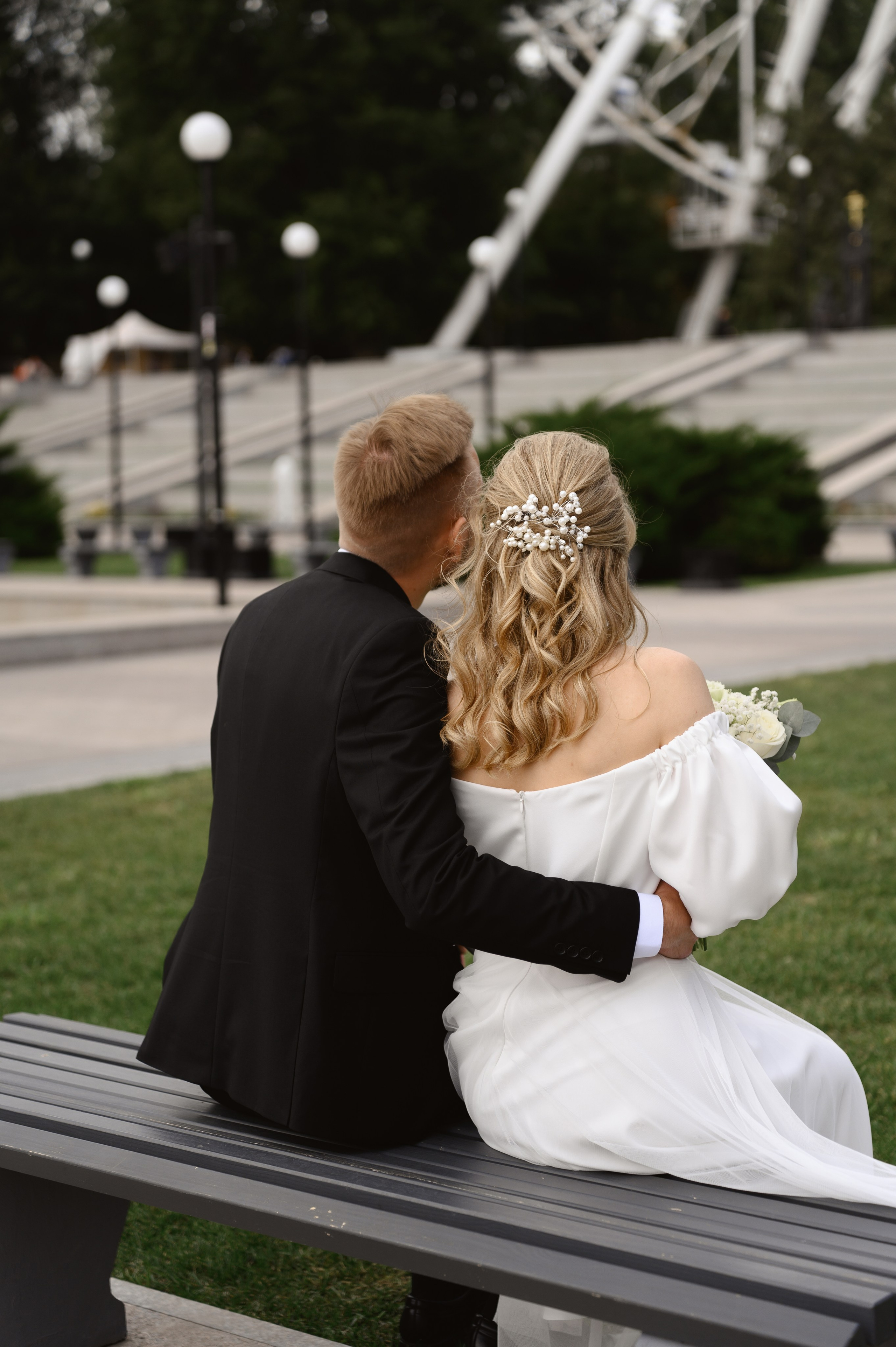 Свадебная съемка в Ростове, прогулка на яхте и семейный ужин за городом