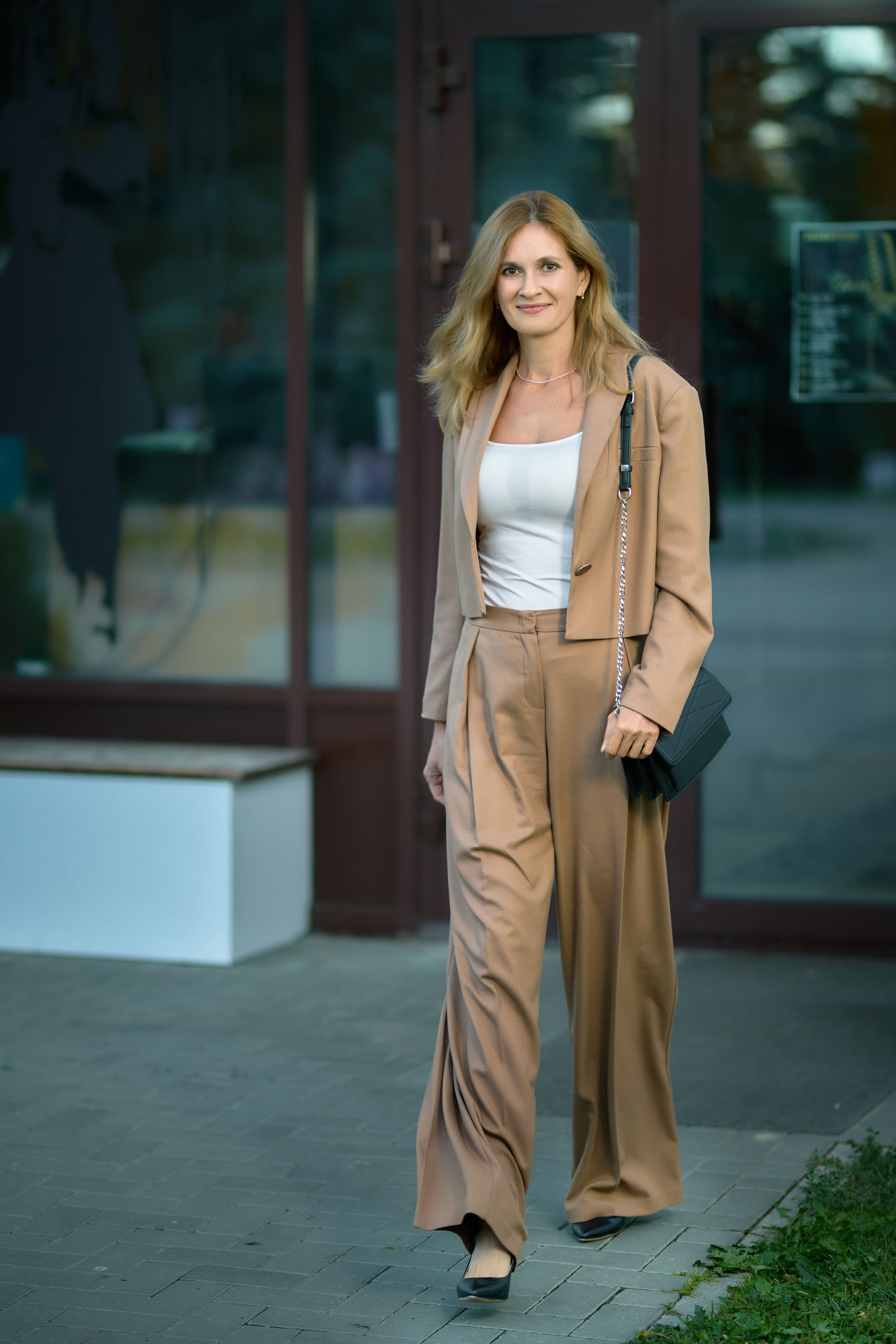 Индивидуальная женская прогулочная  фотосессия. Чувашия, Чебоксары. Владимир Суздалов (ProMaXe) — Портретный фотограф, тематические фотосессии в Чебоксарах