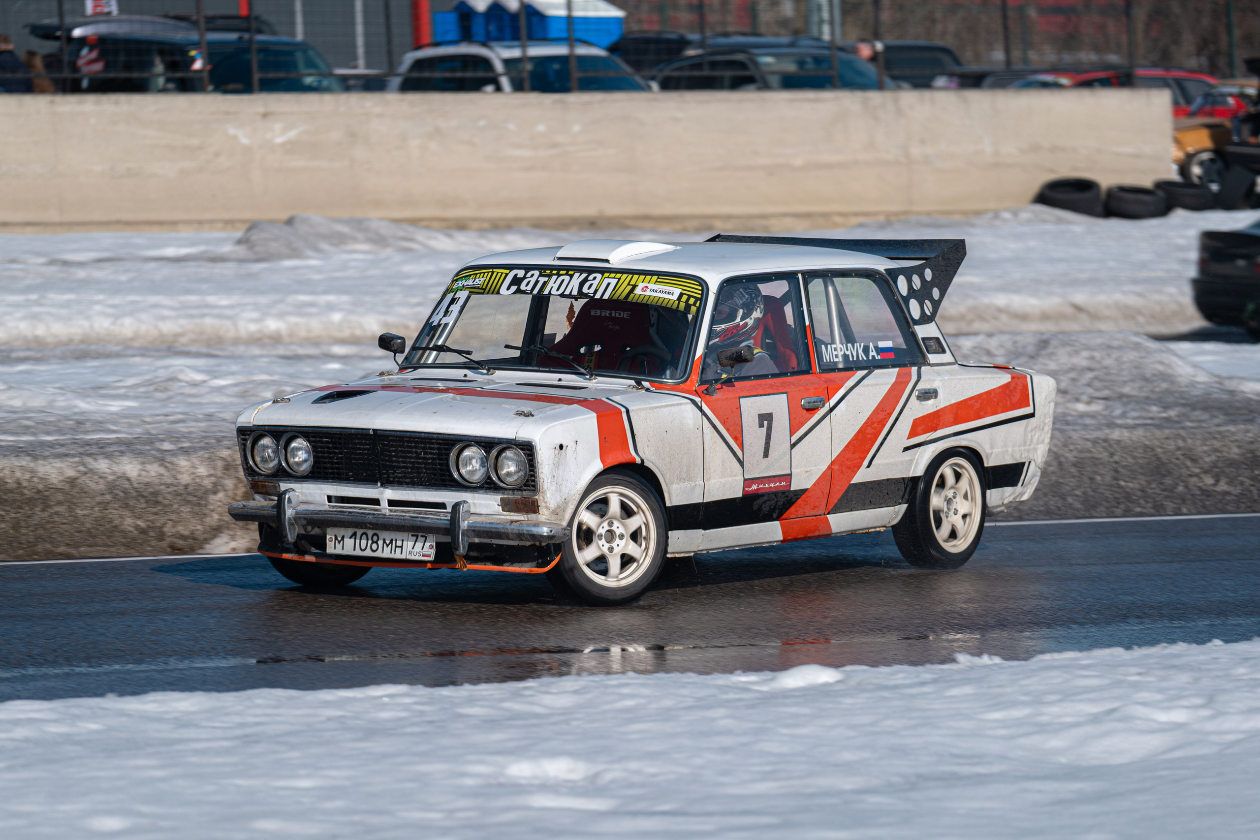 Спортивная автомобильная съемка. Malenkyia