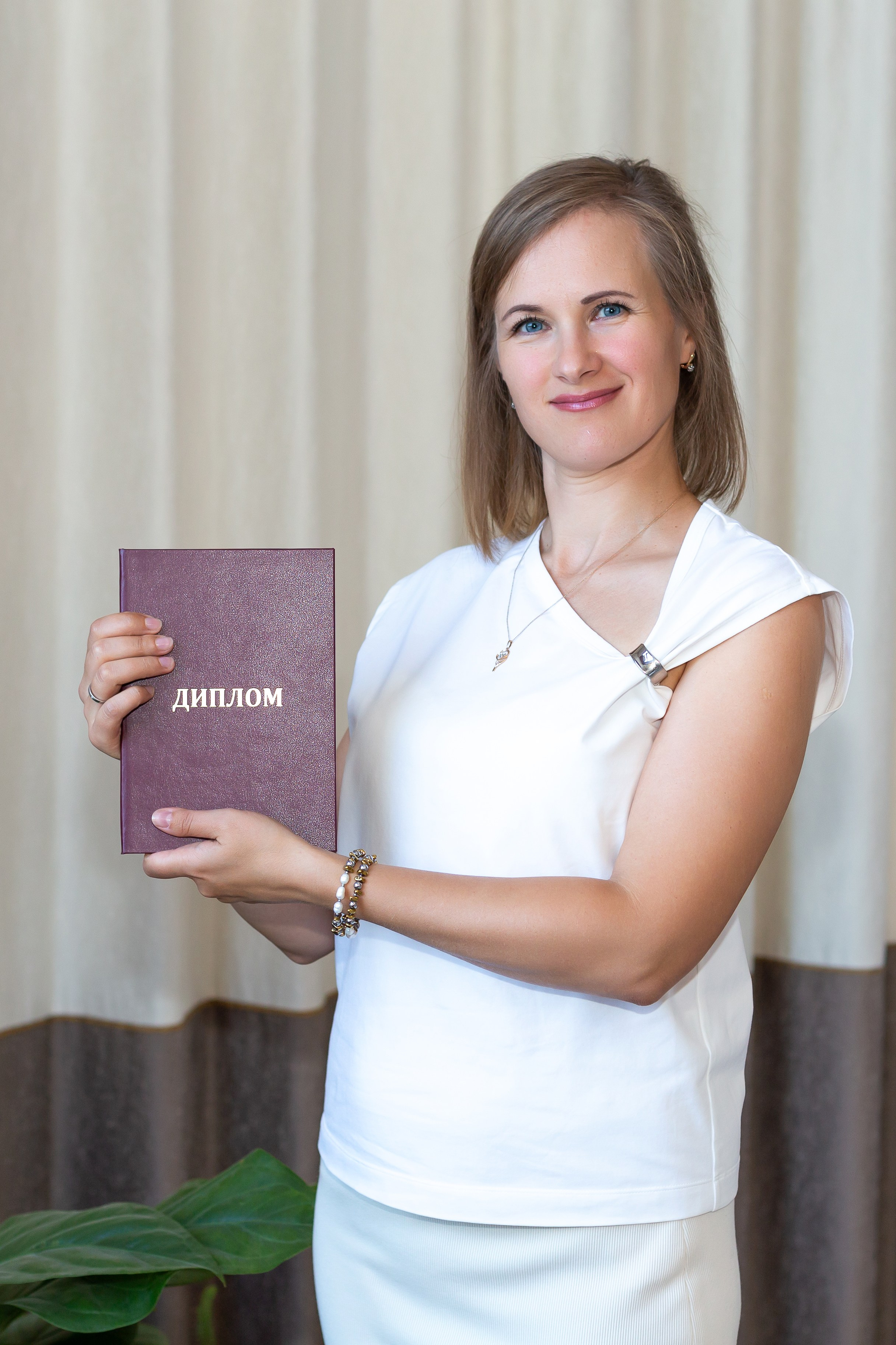 Выпускной курса психологов. Ирина Квасова | Фотограф в стиле VOGUE | Тюмень