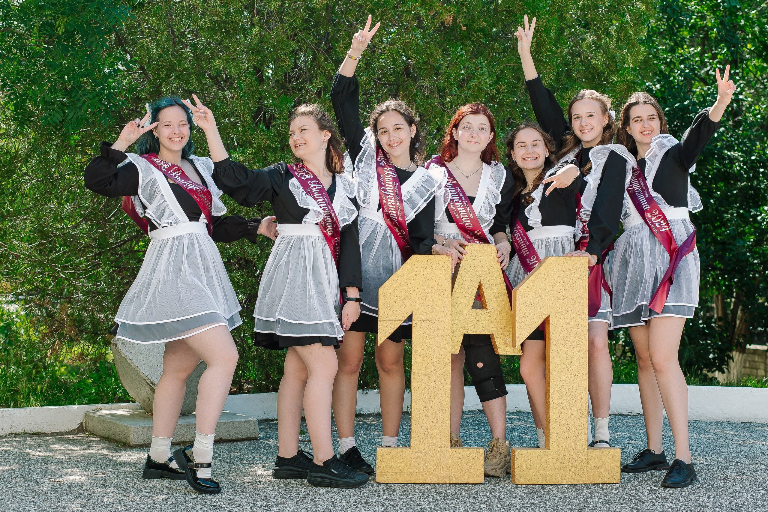 11 класс 33 школа. Выпускные альбомы Натальи Бутко: Новороссийск, Анапа, Геленджик