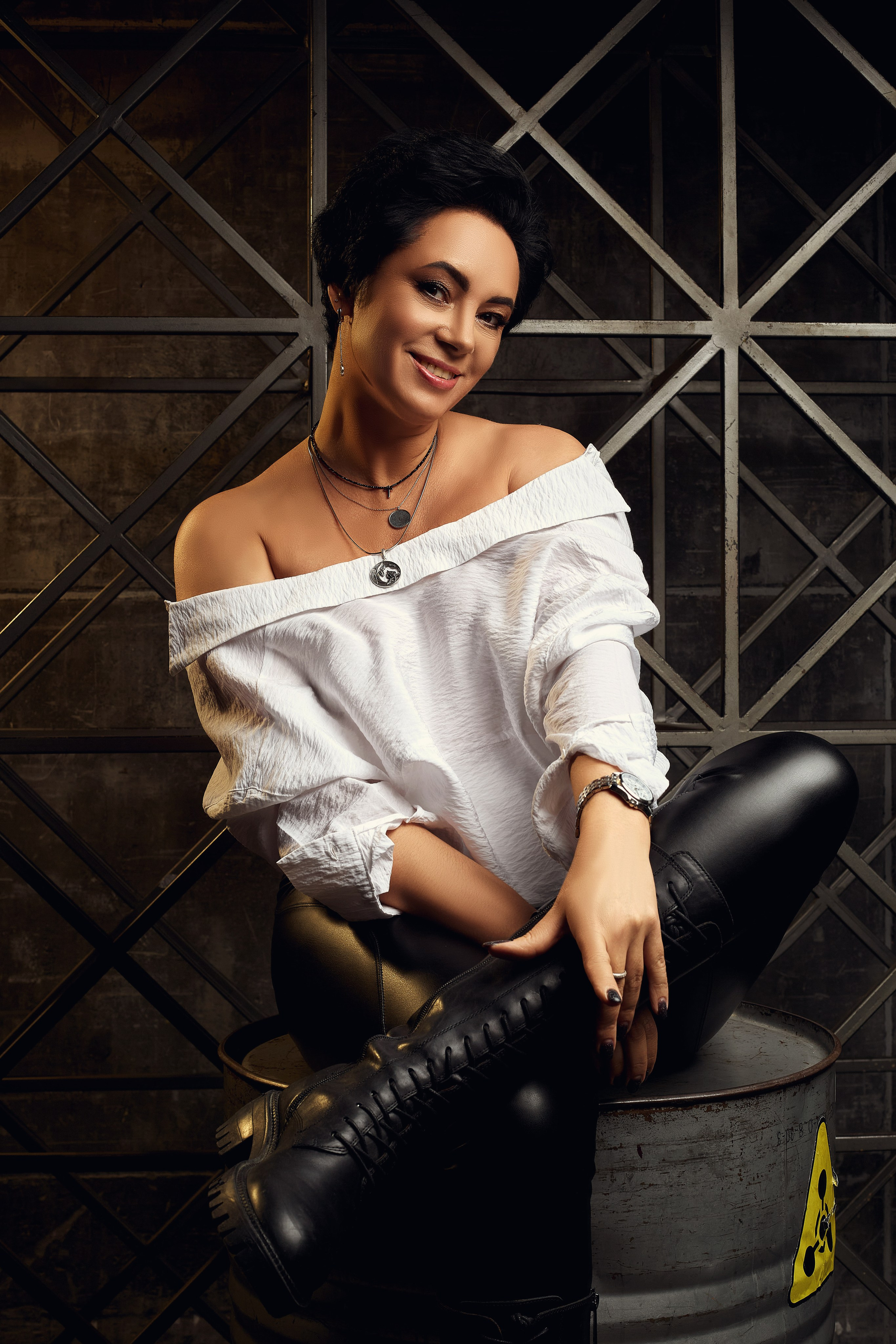 Марина и Вика. Cross-studio