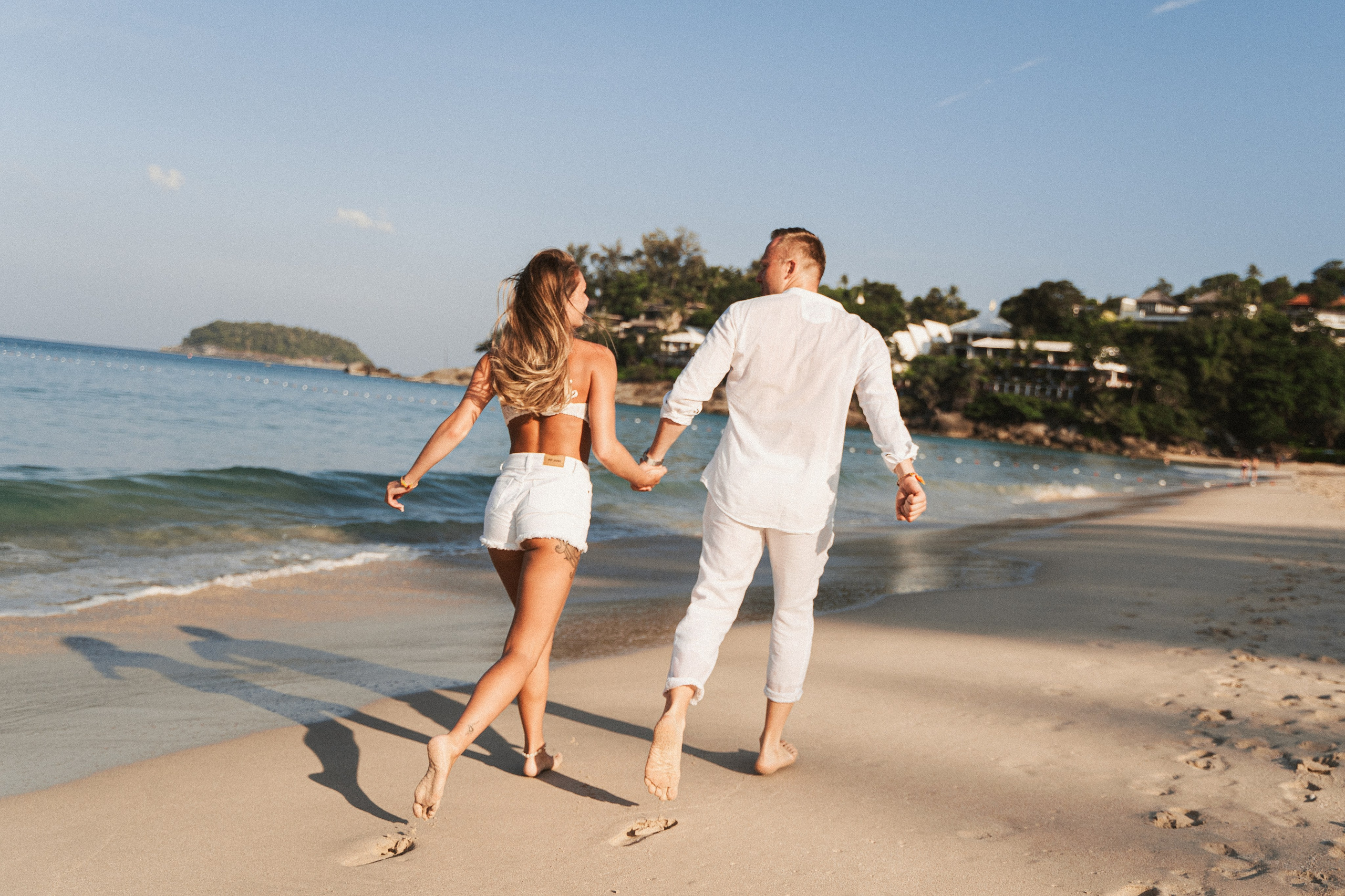 Love Story и Свадебная Фотосъёмка на Пхукете – истории любви в объективе. Ян Долматов — фотограф, видеограф и продюсер на Пхукете, Таиланд