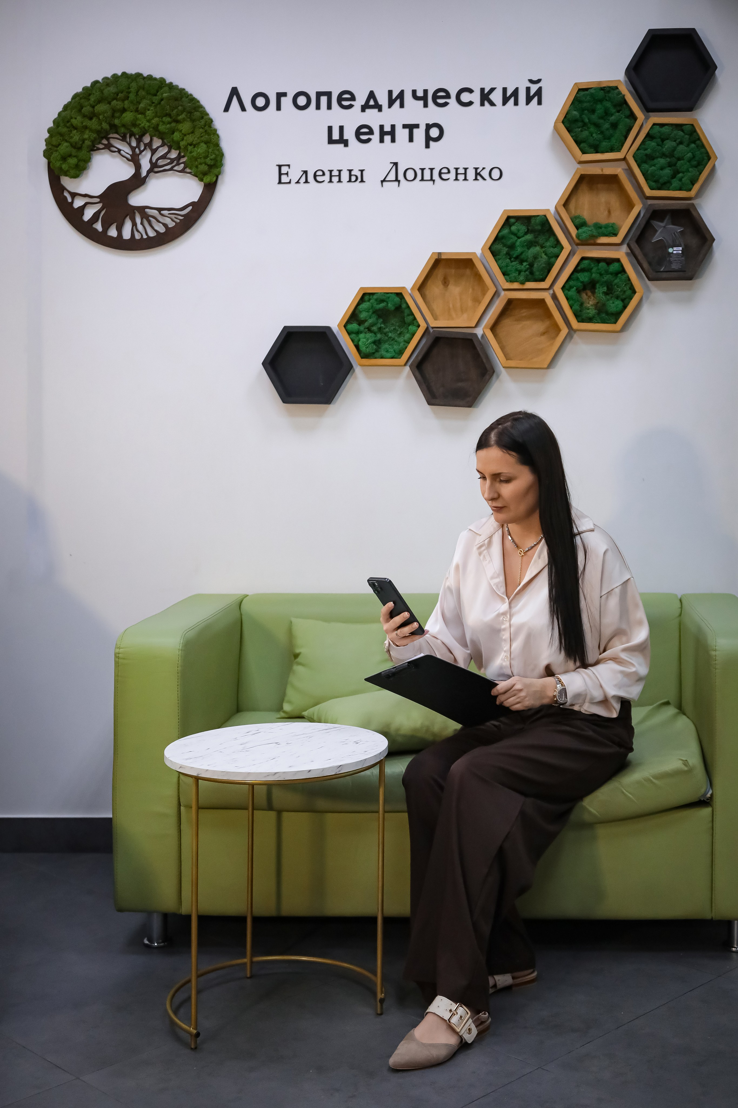 Елена руководитель логопедического центра. Фотограф г. Хабаровск. Семейные и индивидуальные съёмки