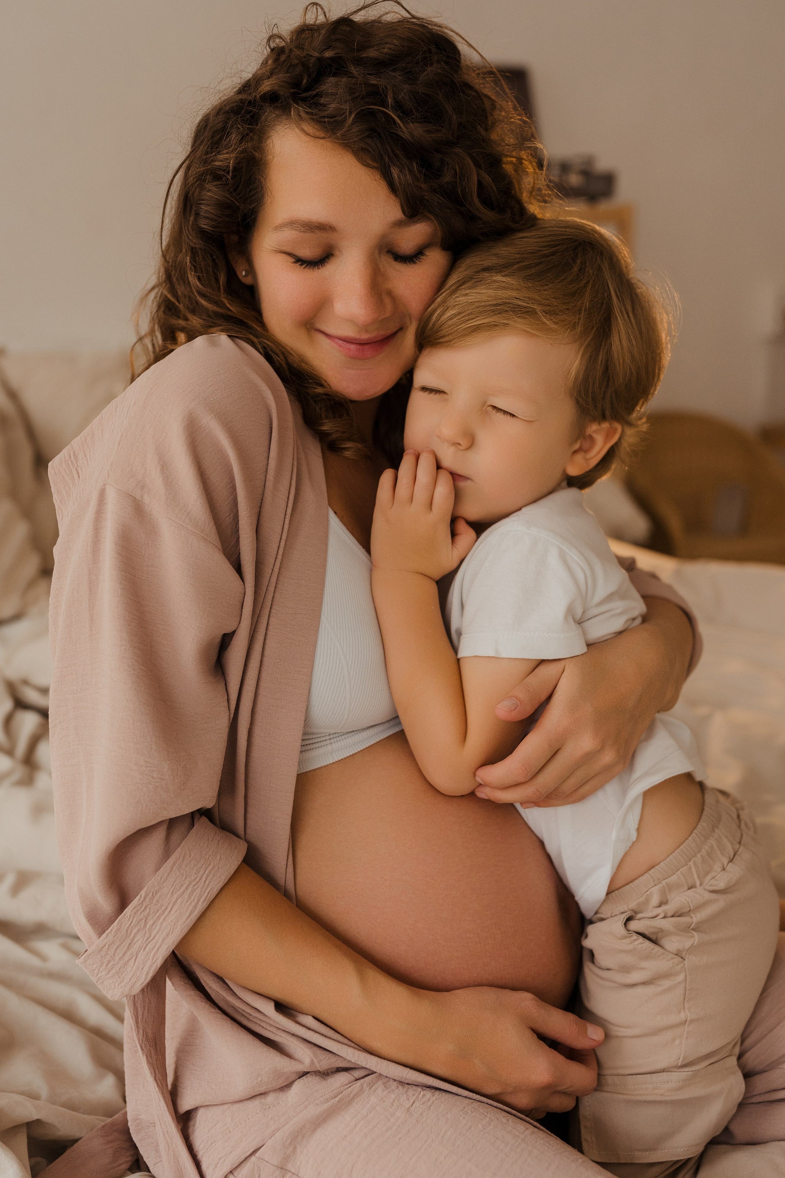 Семейная фотосессия в студии в Москве, семейный фотограф Анна Полушина. Свадебный фотограф в Москве Анна Полушина