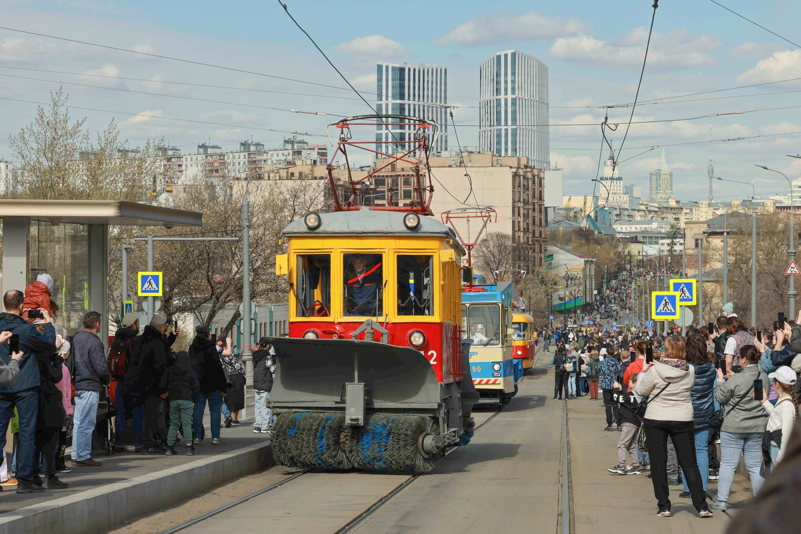 Парад трамваев. Репортажный, архитектурный, театральный и файн-арт фотограф Лена Мельникова в Москве