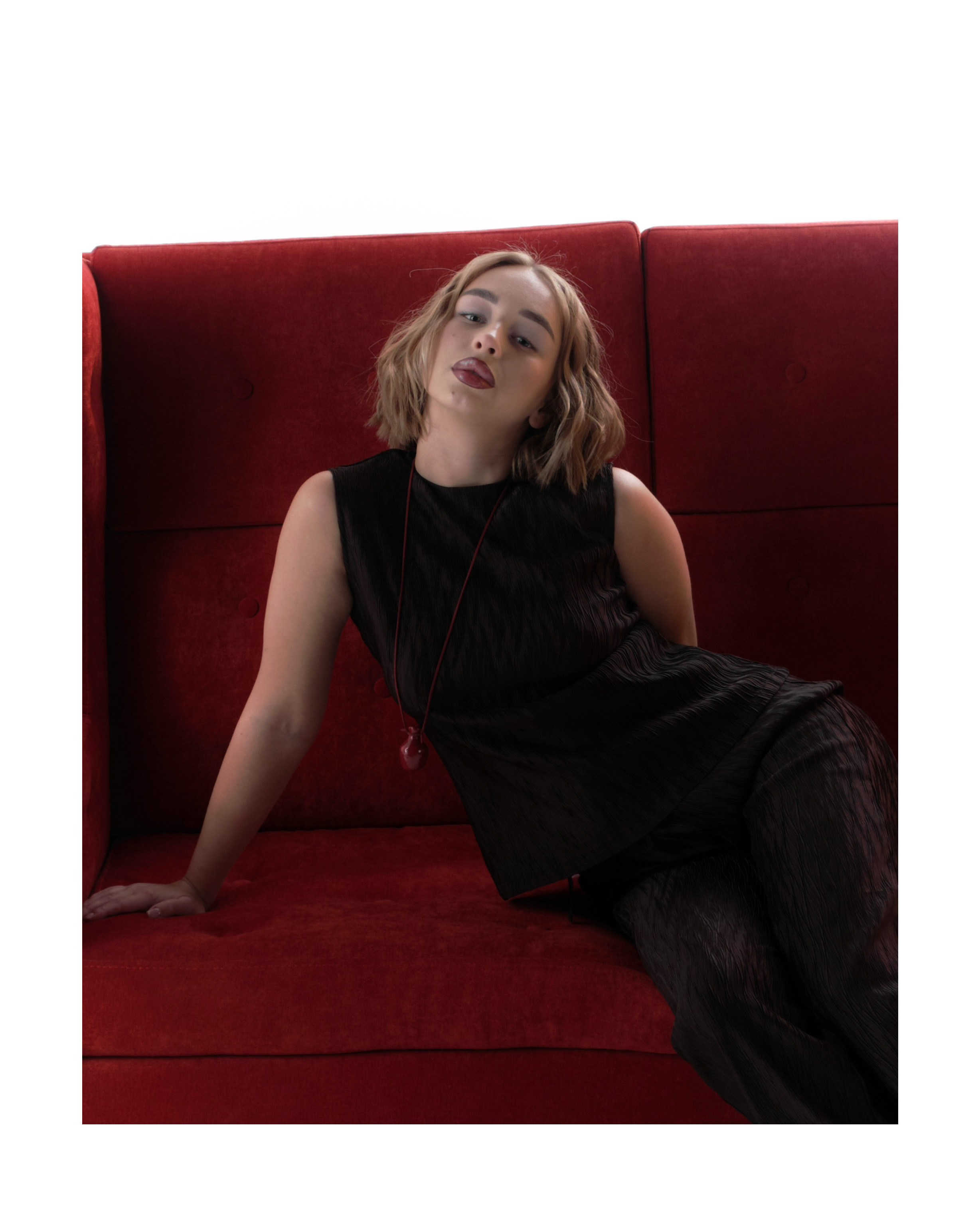 /sonya. Привет) Меня зовут Анита и я фотограф из Сургута