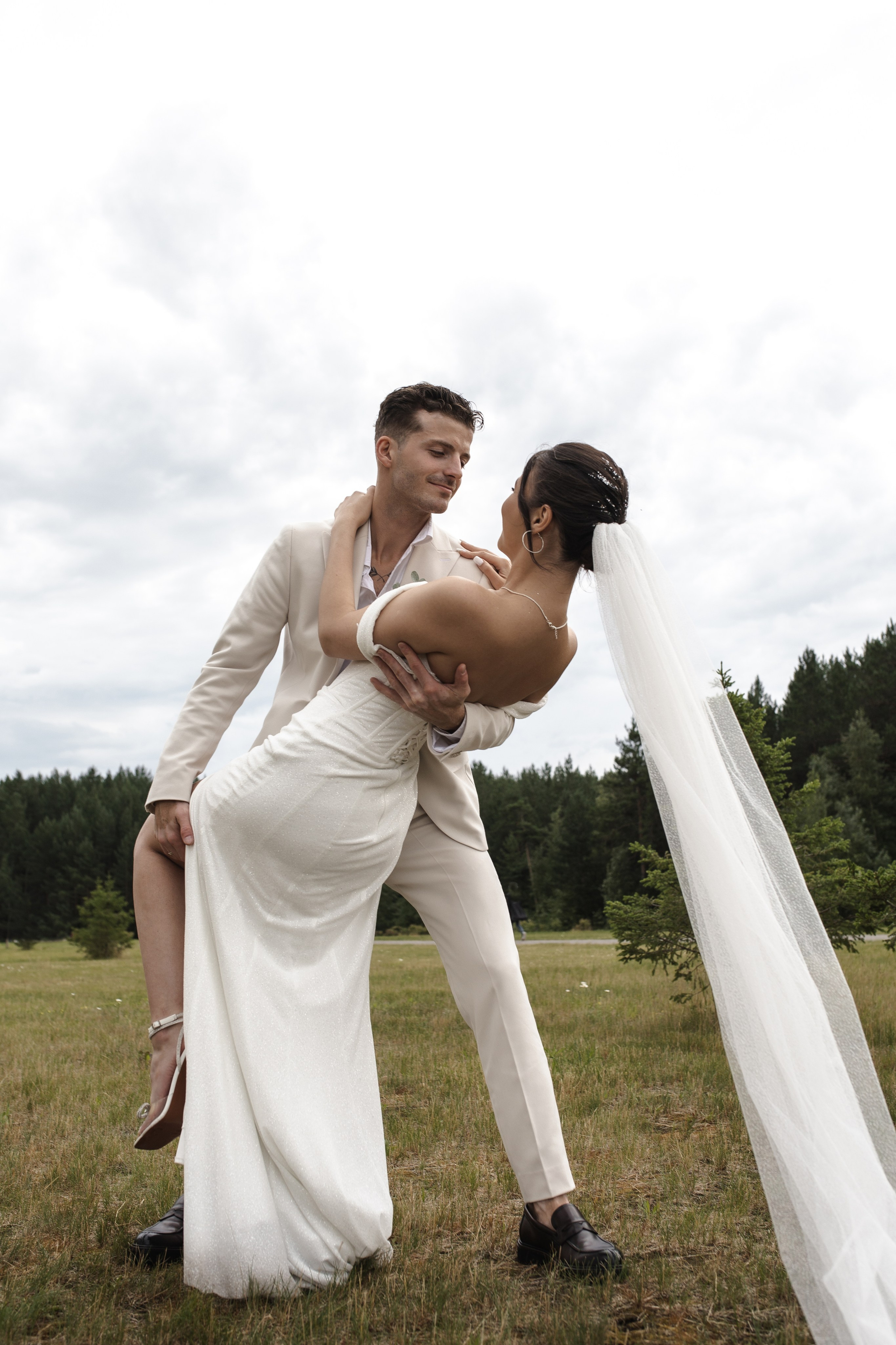 Исропил и Анна. Свадебные фотографы в г. Сургут Маркова Наталья и Замахина Елена