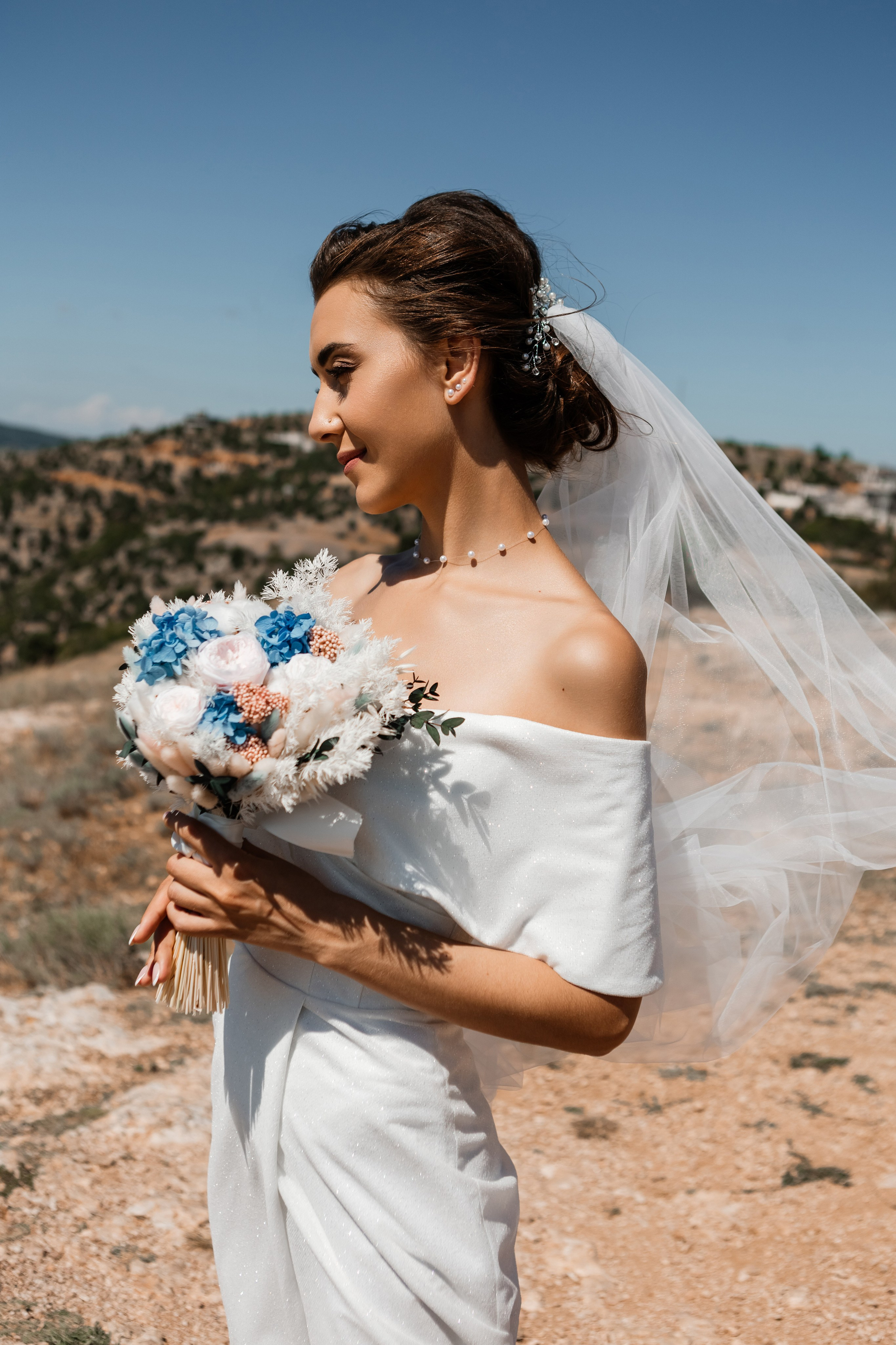 Свадебная съёмка в Балаклаве в крепости Чембало. Свадебный фотограф, фотосъемка в Крыму, Севастополе, Симферополе, Ялте