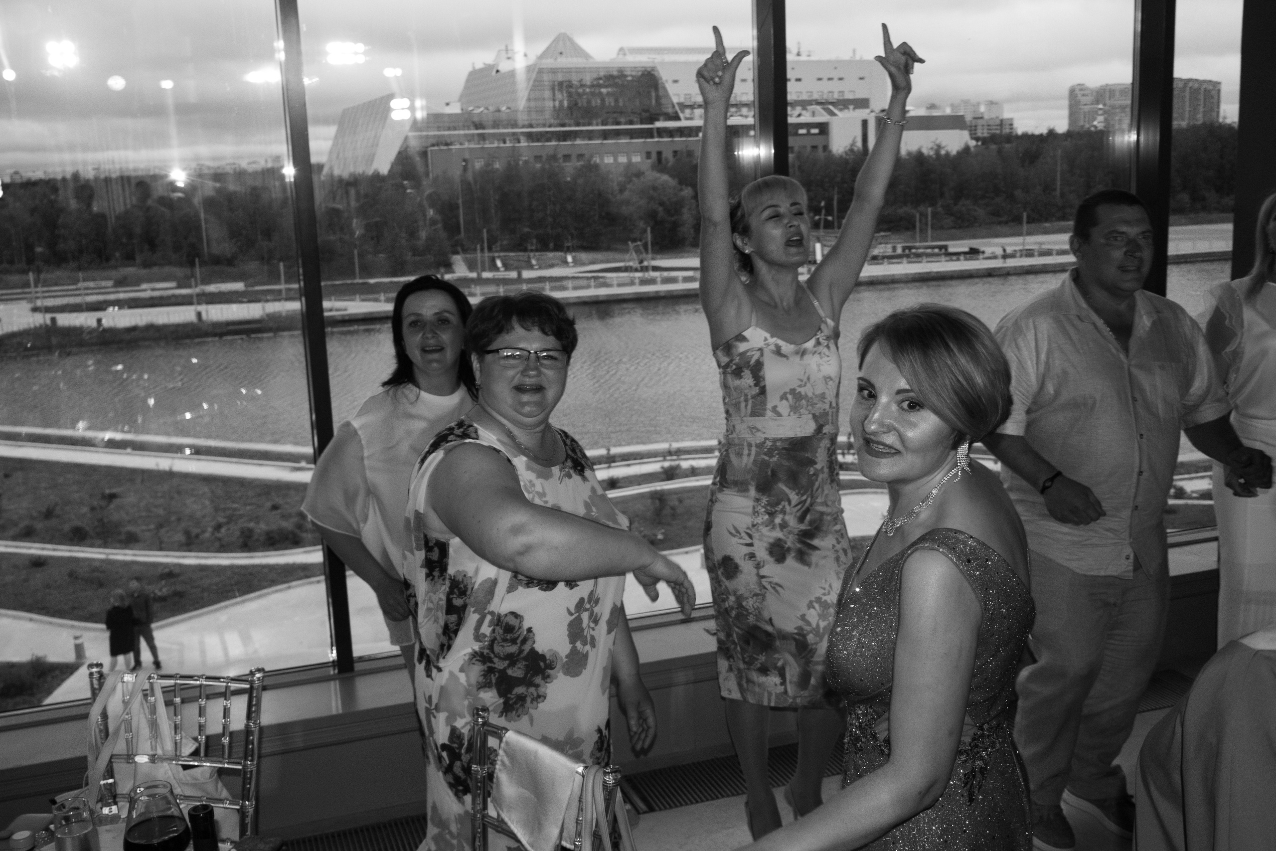 Выпускной в Винотеке. Свадебный и семейный фотограф в Сургуте и ХМАО Черепанова Наталья