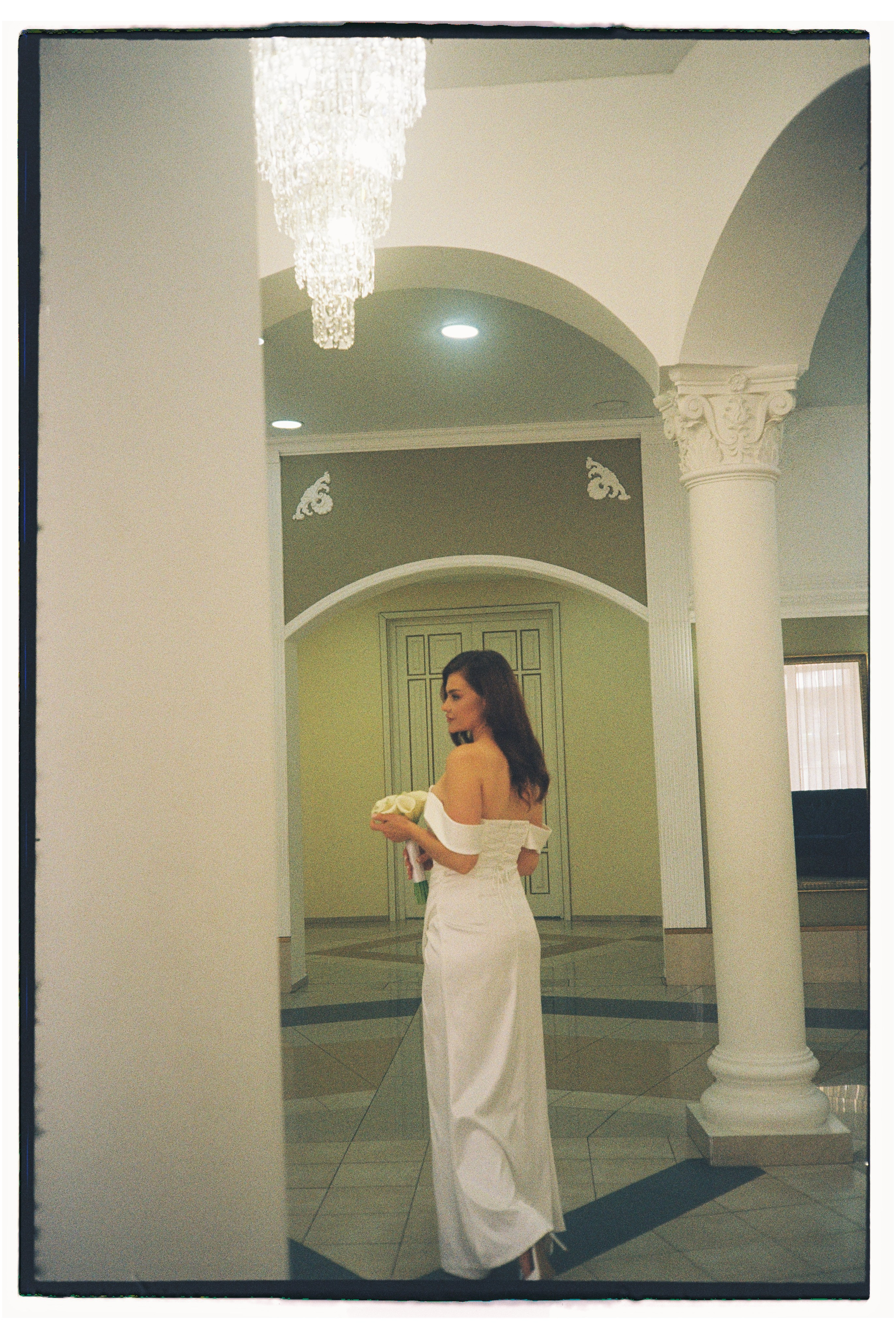 Егор & Нелля. Пленка. Сестры Карабаза. Фотографы и ретушеры в Москве и Санкт-Петербурге