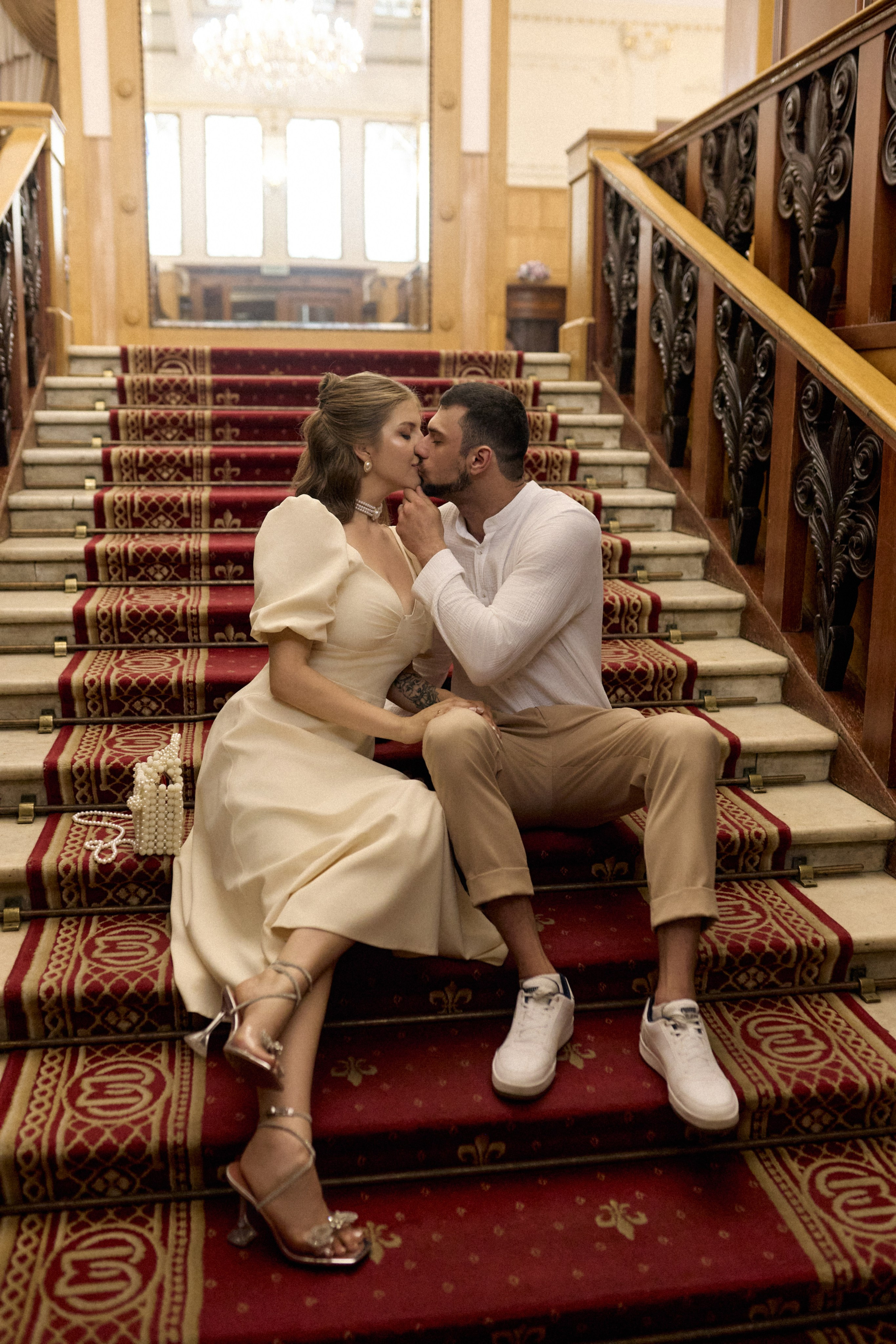 Свадебная Фотосессия в Грибоедовском загсе. Сестры Карабаза. Фотографы и ретушеры в Москве и Санкт-Петербурге