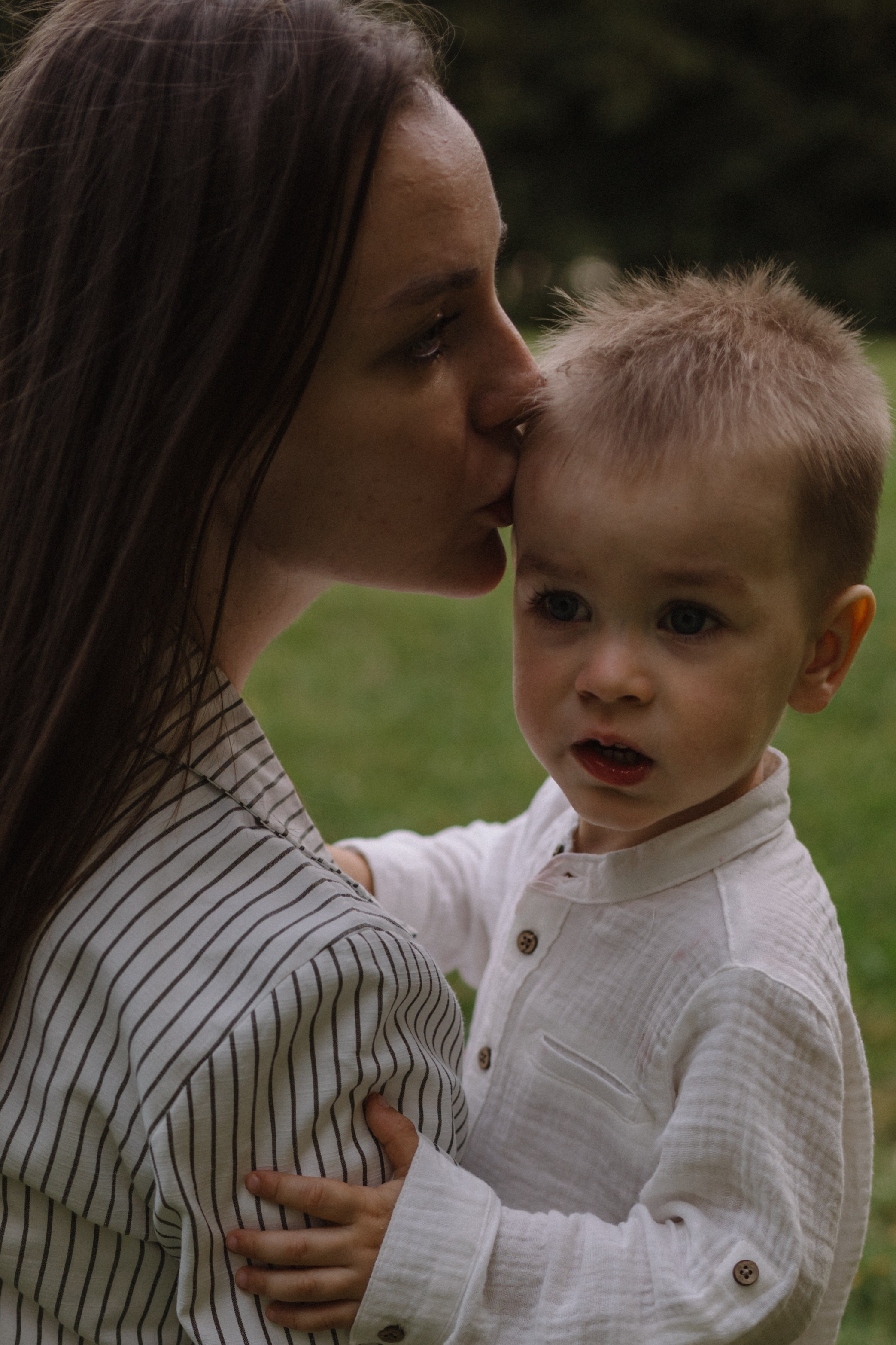 Прогулка в парке Саша и Мирон. Семейный фотограф в Москве и Люберцах Юлия Гуськова