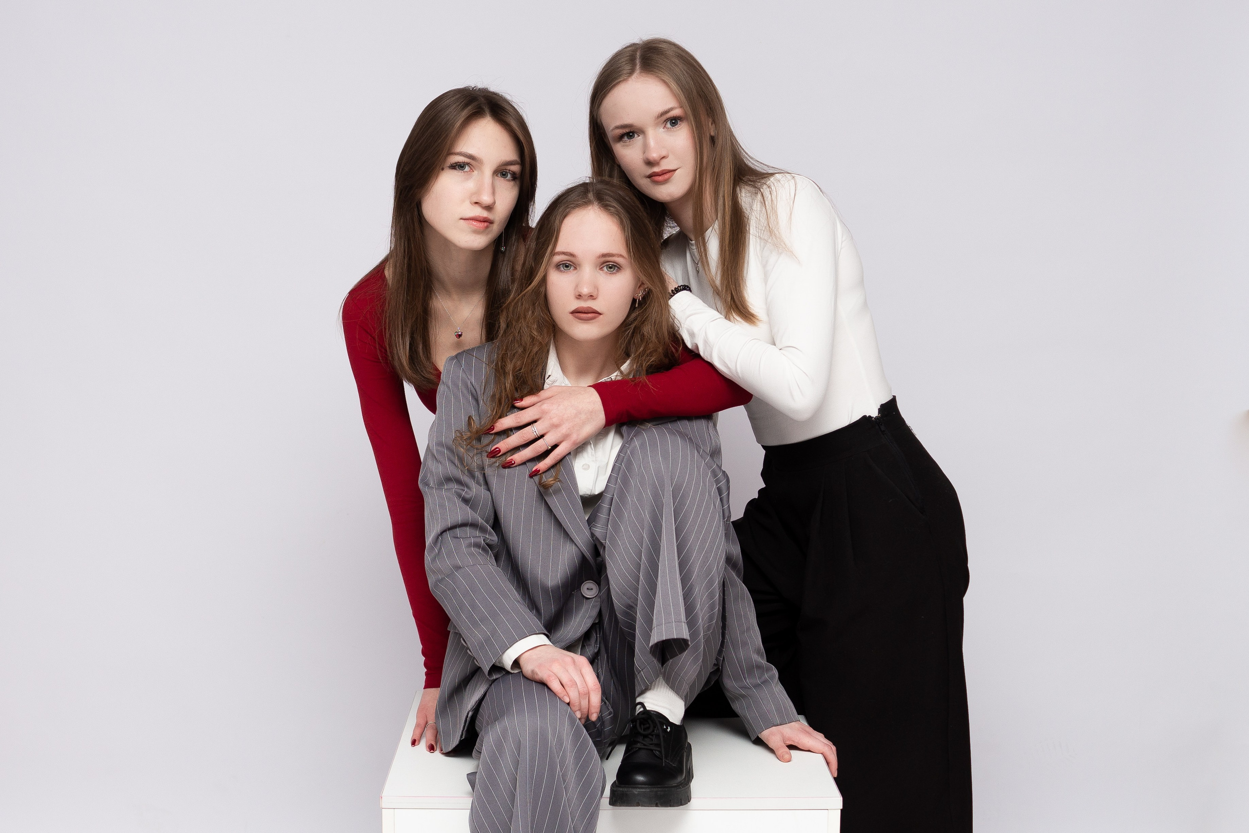 Студия. Выпускники Старшая школа. Выпускные Альбомы и Фотосессии п. Кавалерово