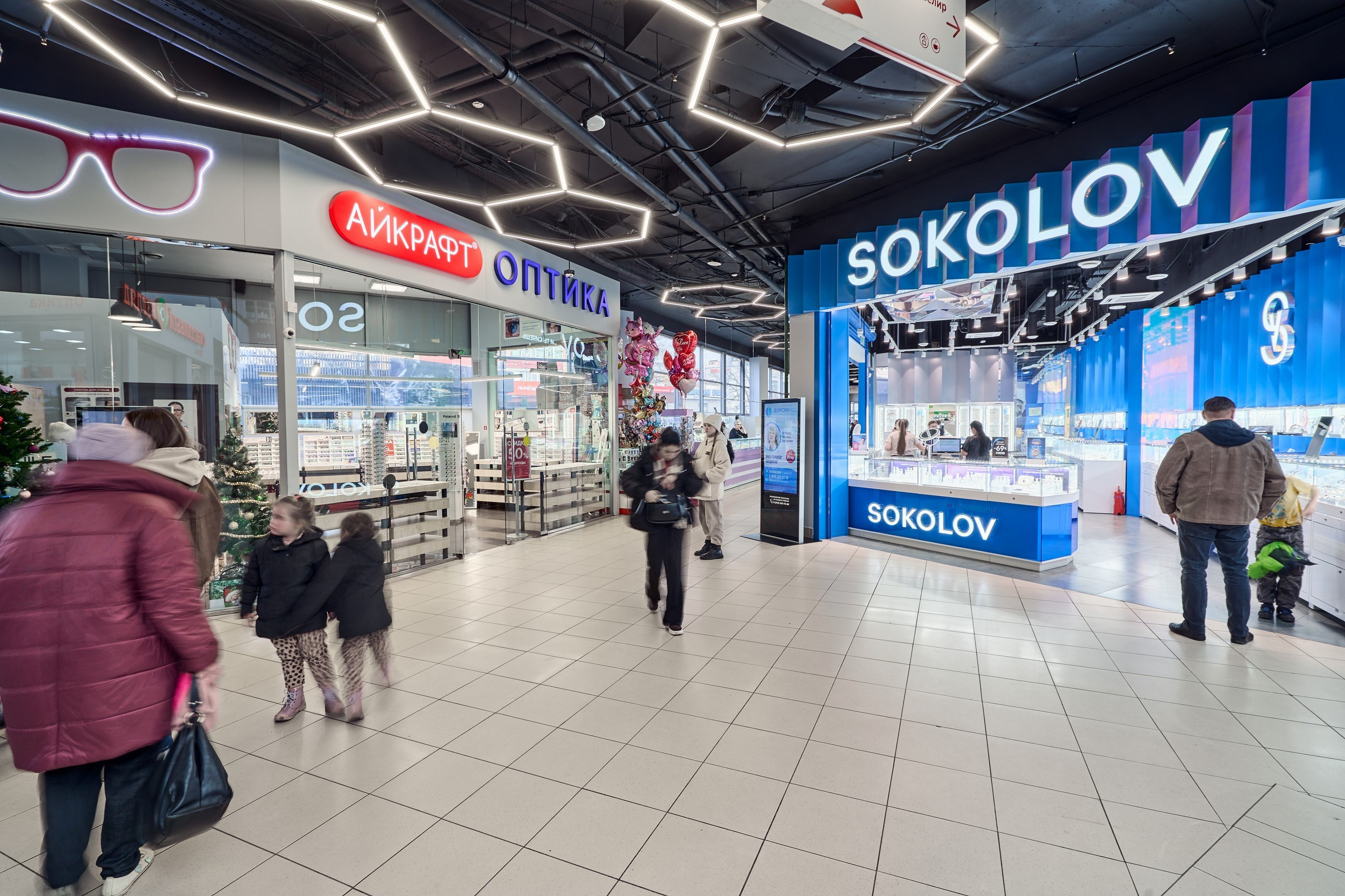 Интерьерная съемка ТЦ "Солнечный", центральная площадь внутри ТЦ