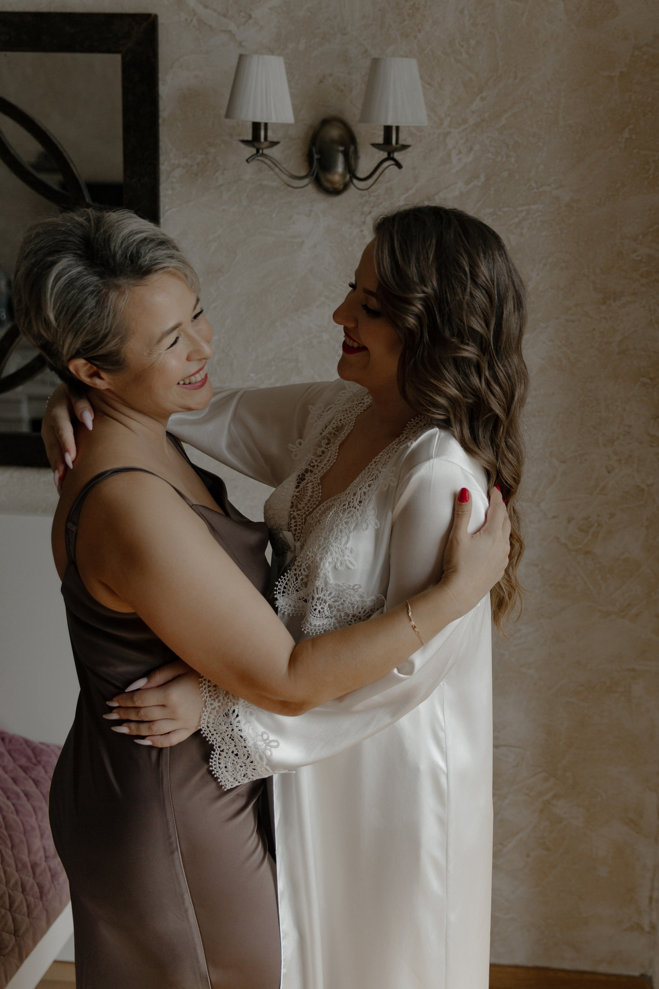 24.08.2024. RETOUCH-HOUSE