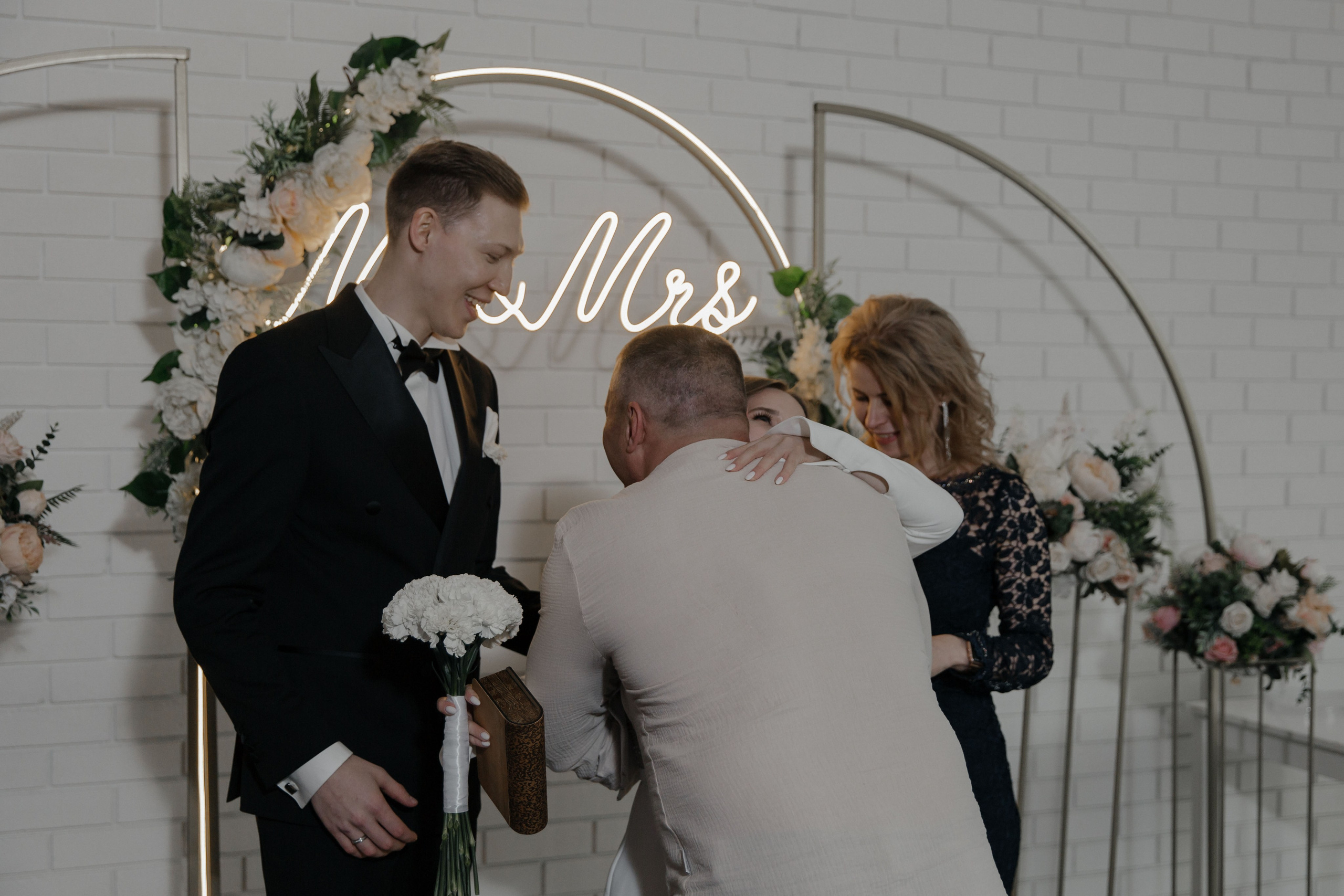 07.05.2024. RETOUCH-HOUSE