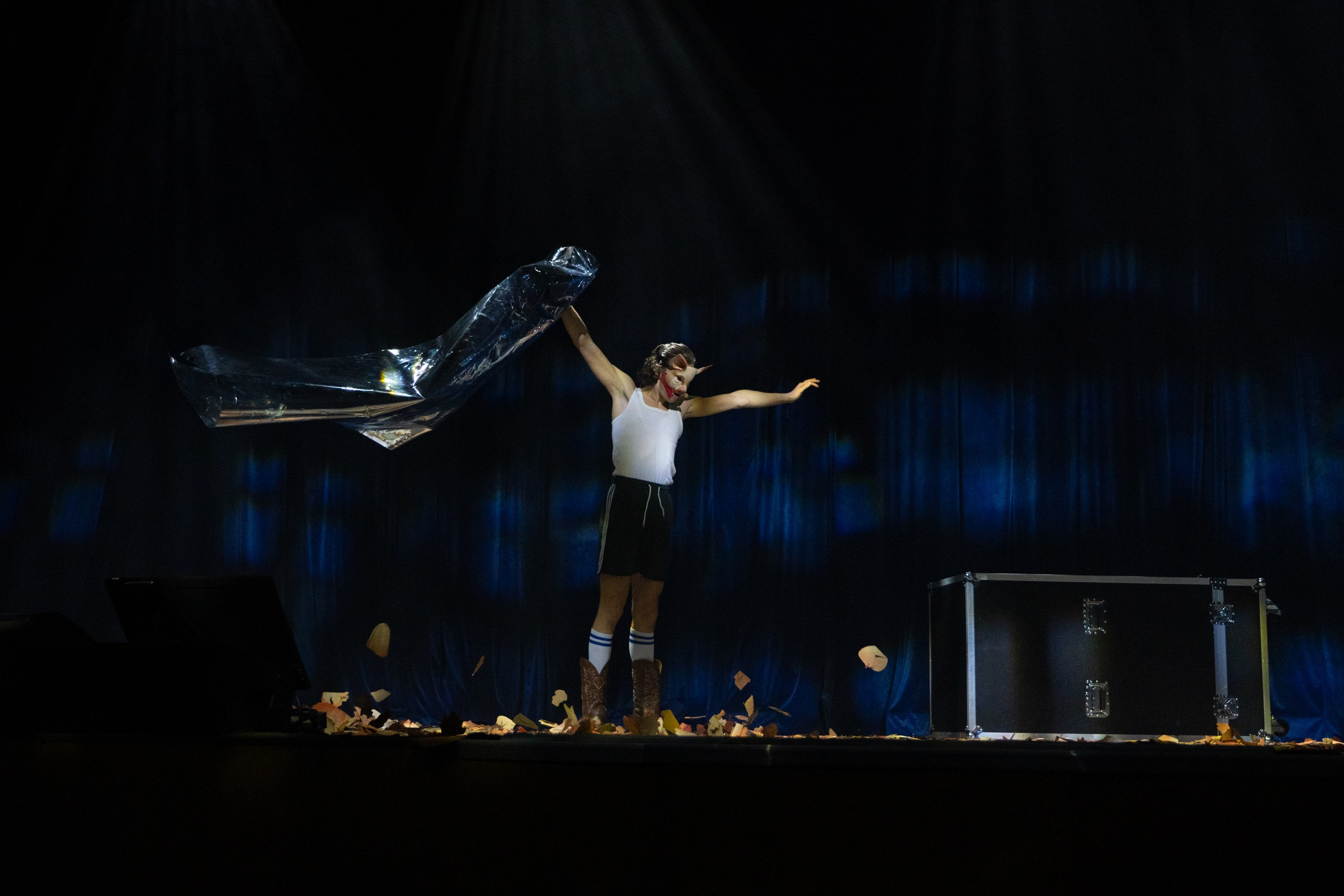 Спектакль и Цыпкин ВШЭ. Мари — фотограф и видеограф из Москвы