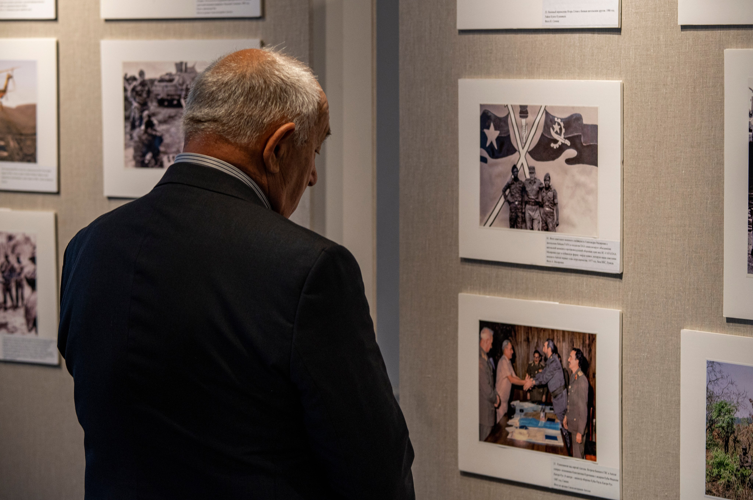 Ветераны Анголы «От прошлого к настоящему». Фотограф Роман Адлер