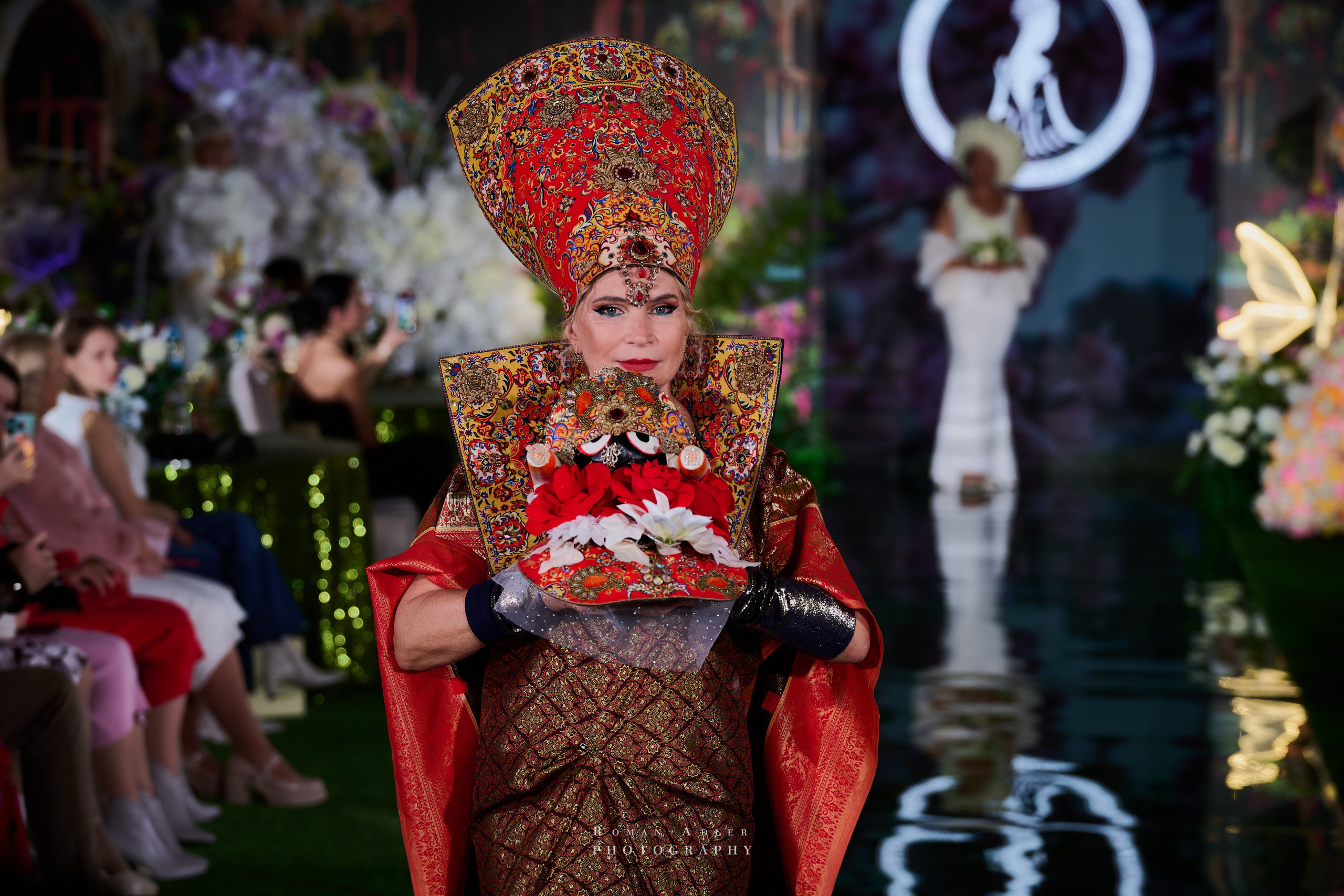 Золотая Неделя Моды. Фотограф Роман Адлер