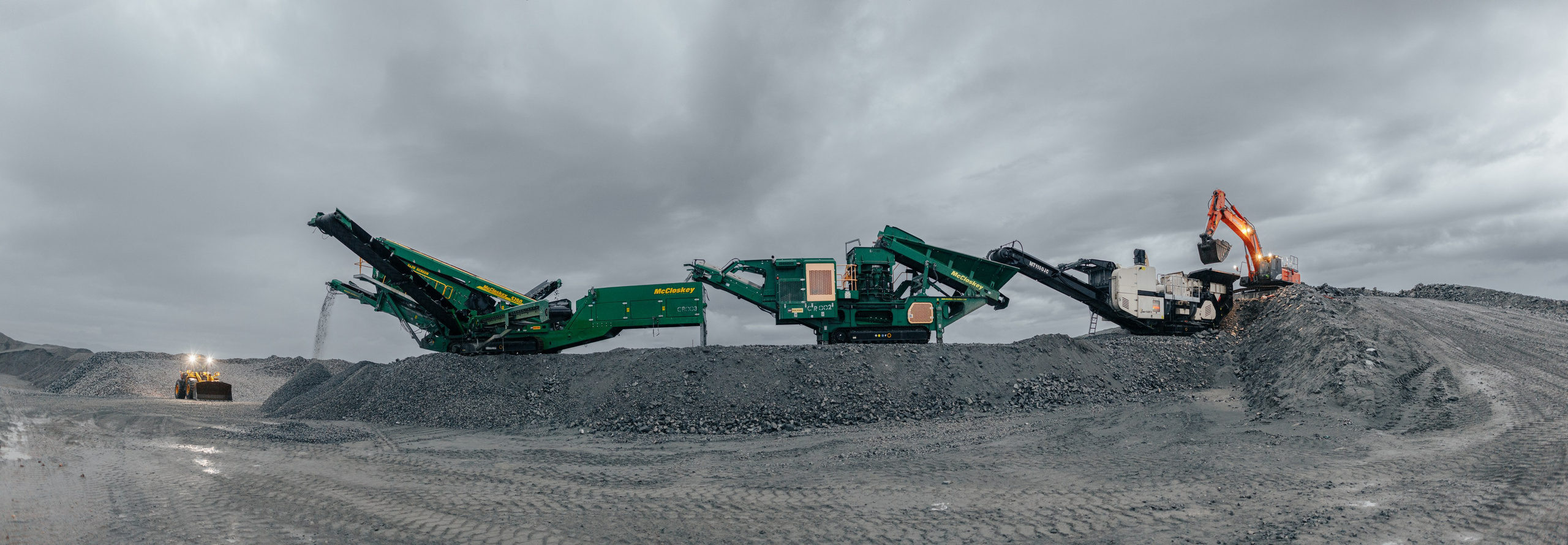 Профессиональный фотограф Виктор Гагарин. Делаю профессиональные производственные фотографии по всей России. Профессиональный фотограф Виктор Гагарин — Промышленная, Event, Портретная, Репортажная съемка в Новокузнецке, Кемерово, Новосибирске