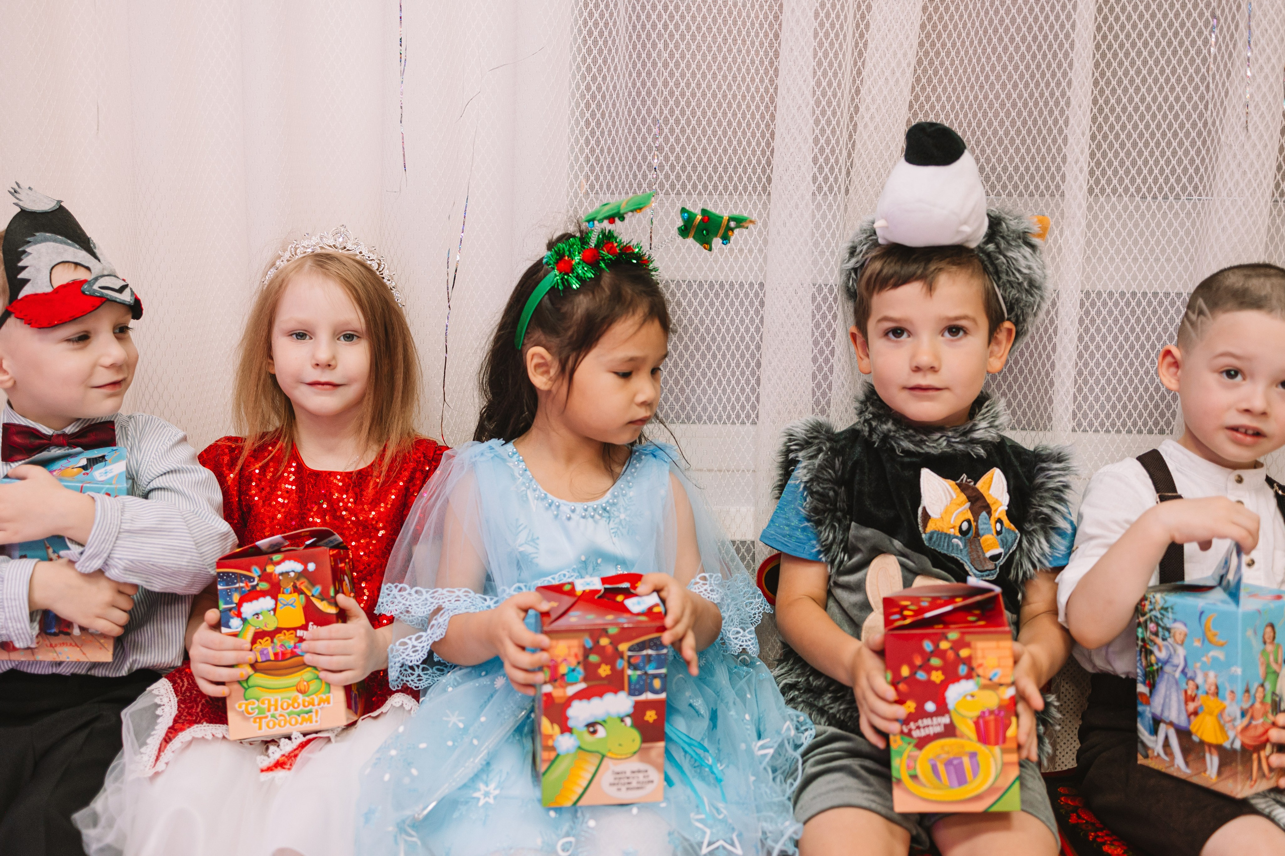 Утренник+портреты. Семейный фотограф Тюмень, фотограф на роды Салмина Мария