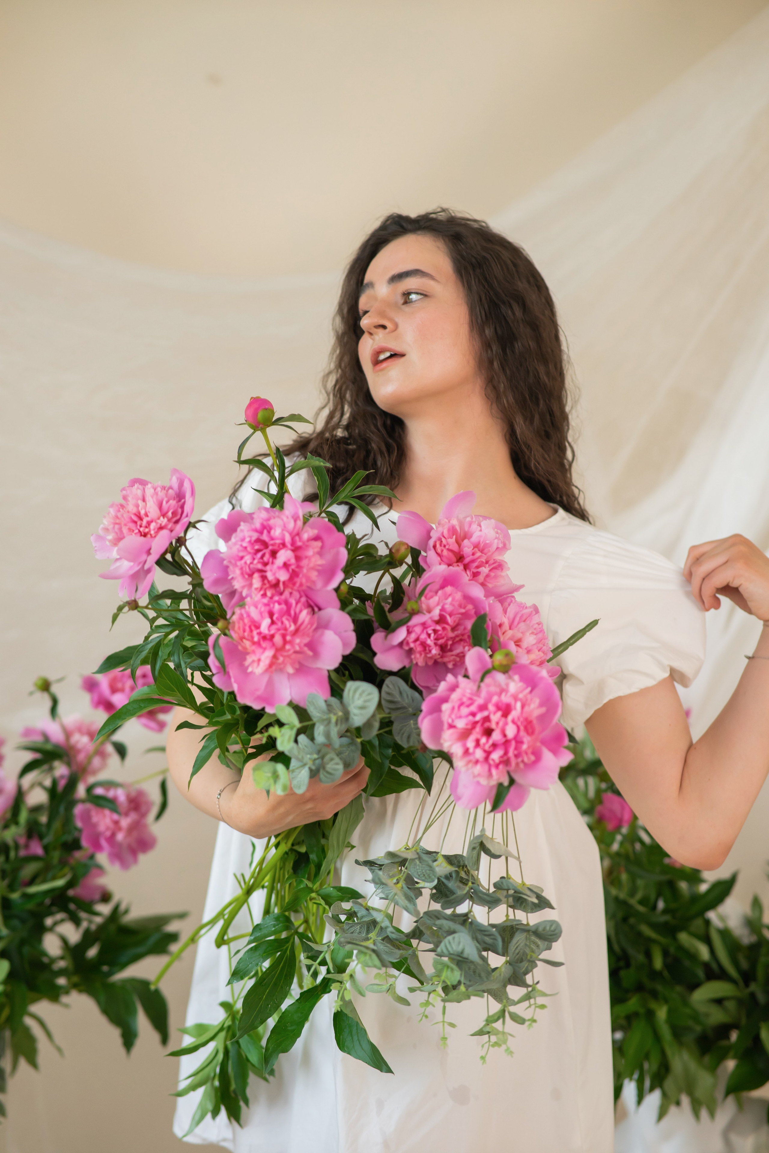 Фотосессия с пионами. Фотограф и Видеограф Алексей Удовиков