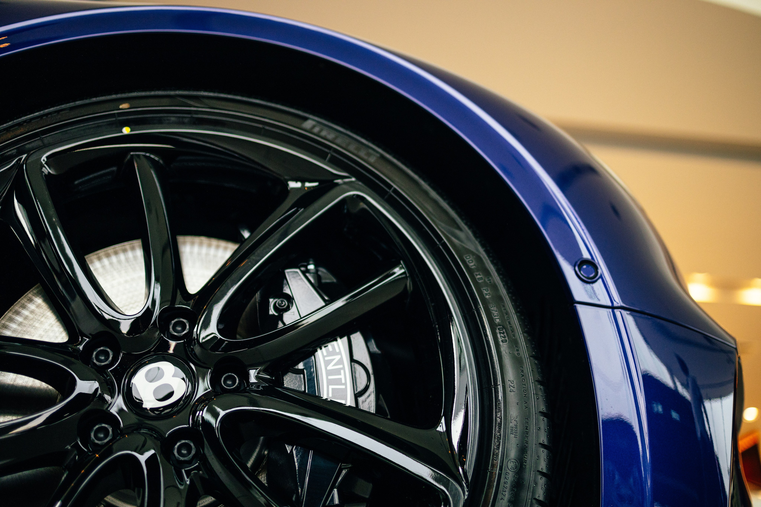 14.06.20 bentley. Руслан Плахтеев