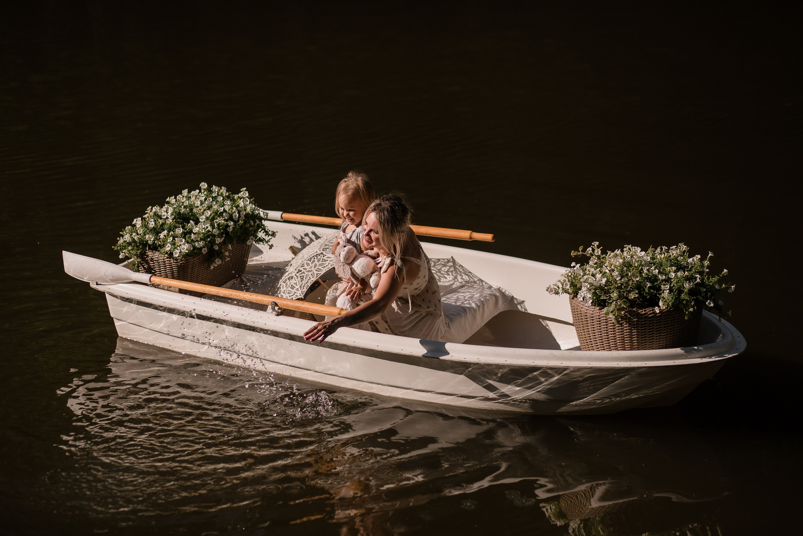 В лодке с цветами. Детский и семейный фотограф, Катерина Дементьева. Город Пермь