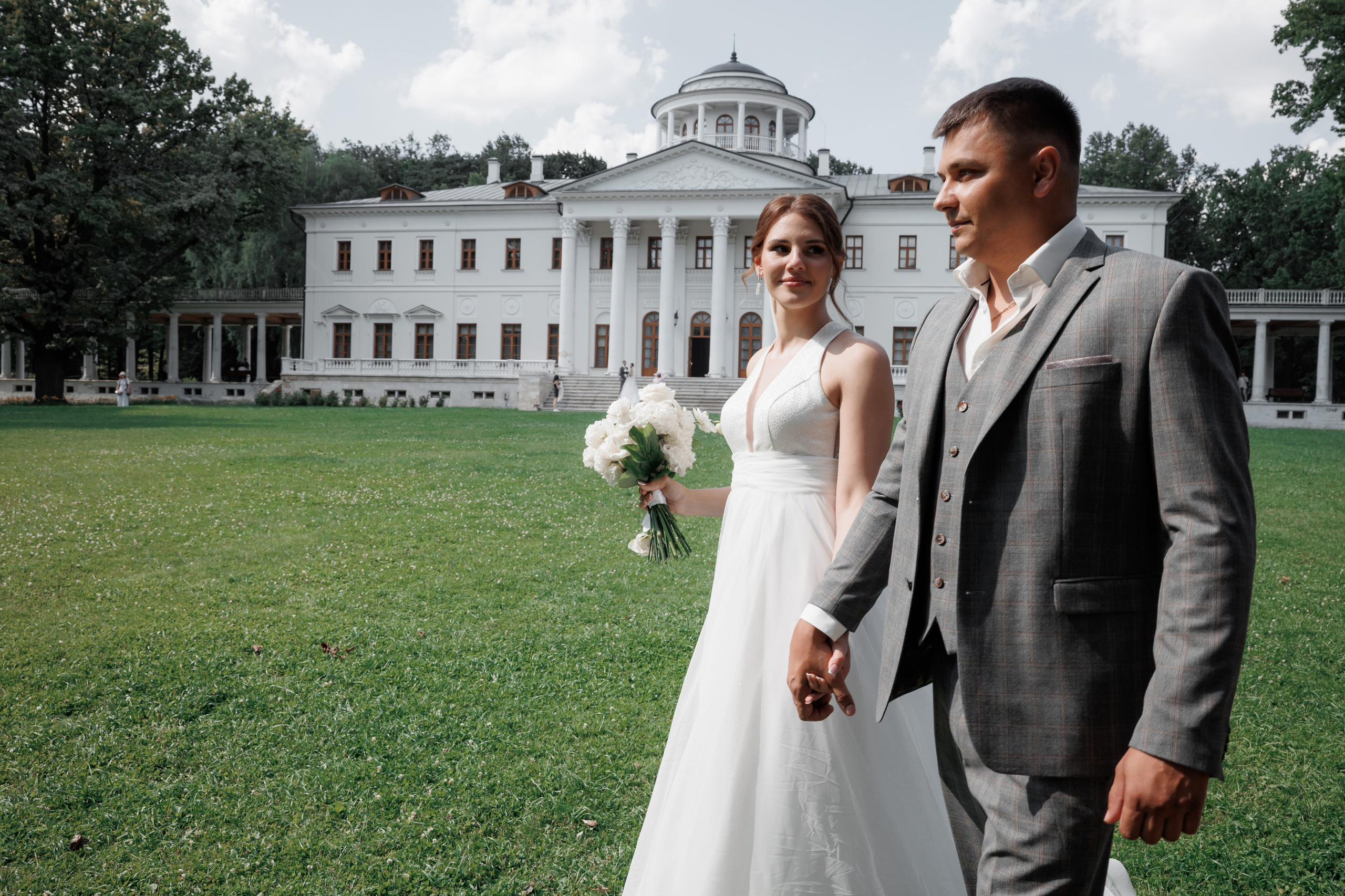 ЗАГС Бутово и Остафьево. Свадебный и репортажный фотограф (Москва, Королев и другие)
