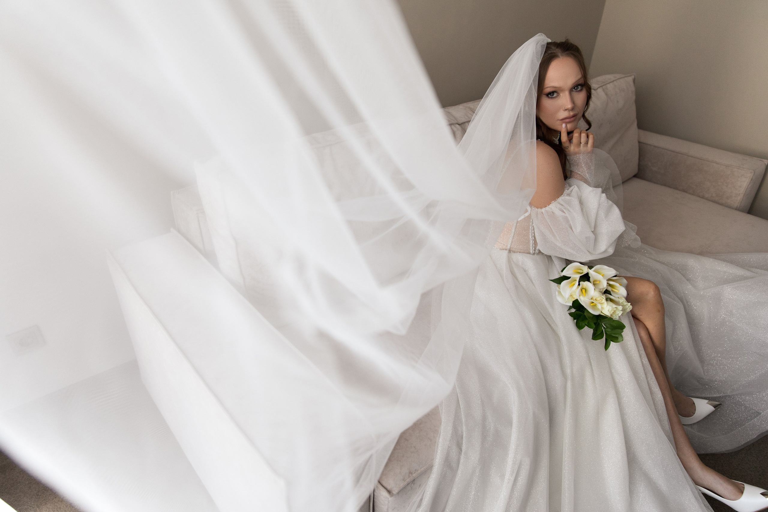 Никита и Виктория сборы и лавстори. Меня зовут Александр Литвинчук и я свадебный фотограф в Саратове