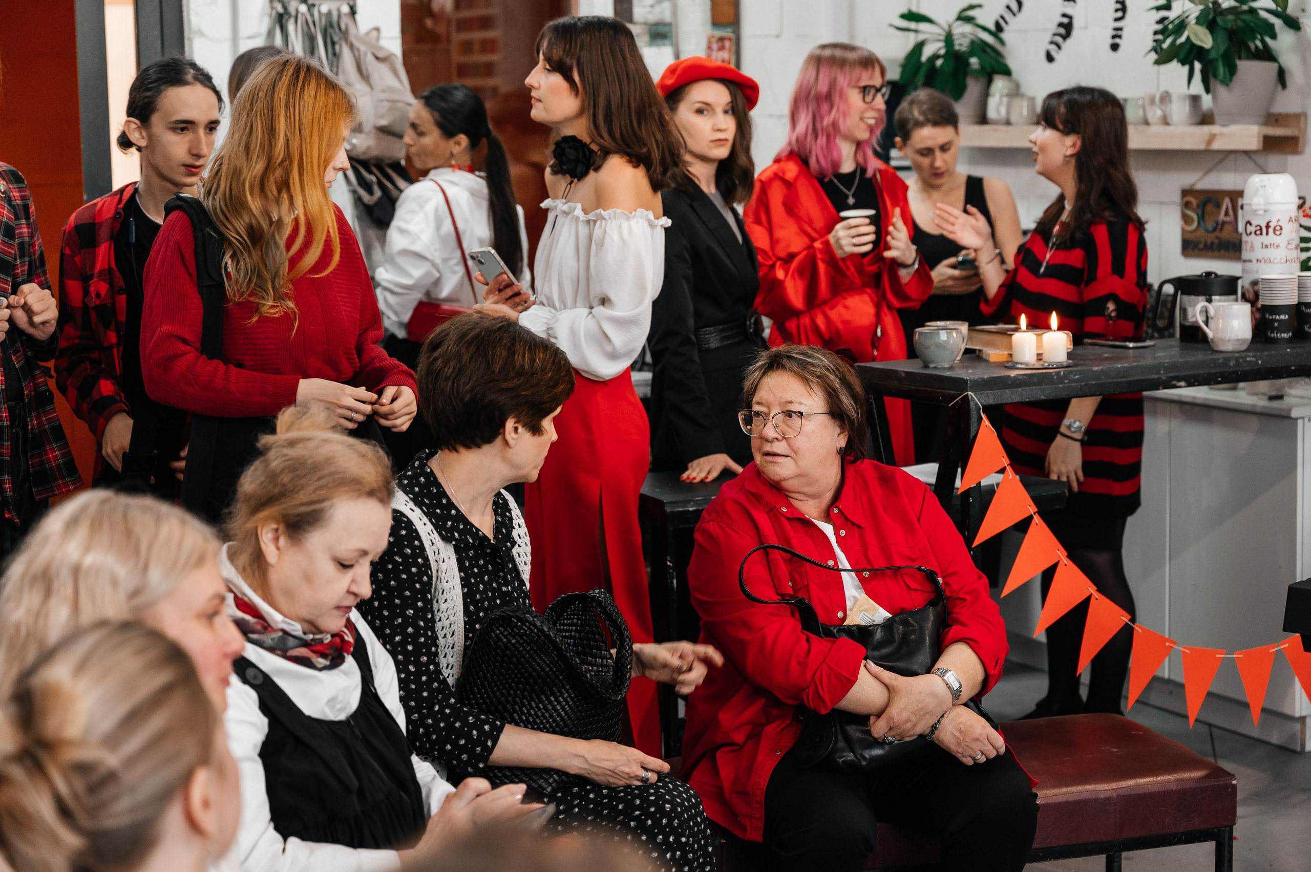 Вечер поэзии Цветаевой, клуб Читалка. Wedding and family photographer USA